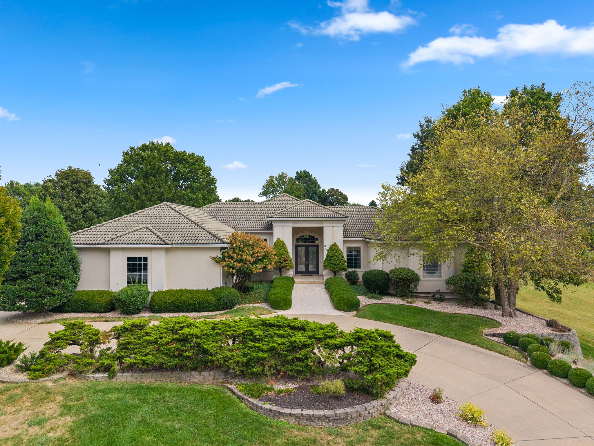 5364 S Castlebay Drive — photo