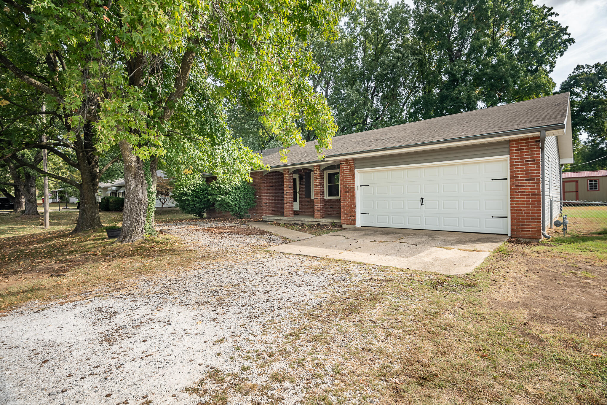 214 S Farmer Road — photo