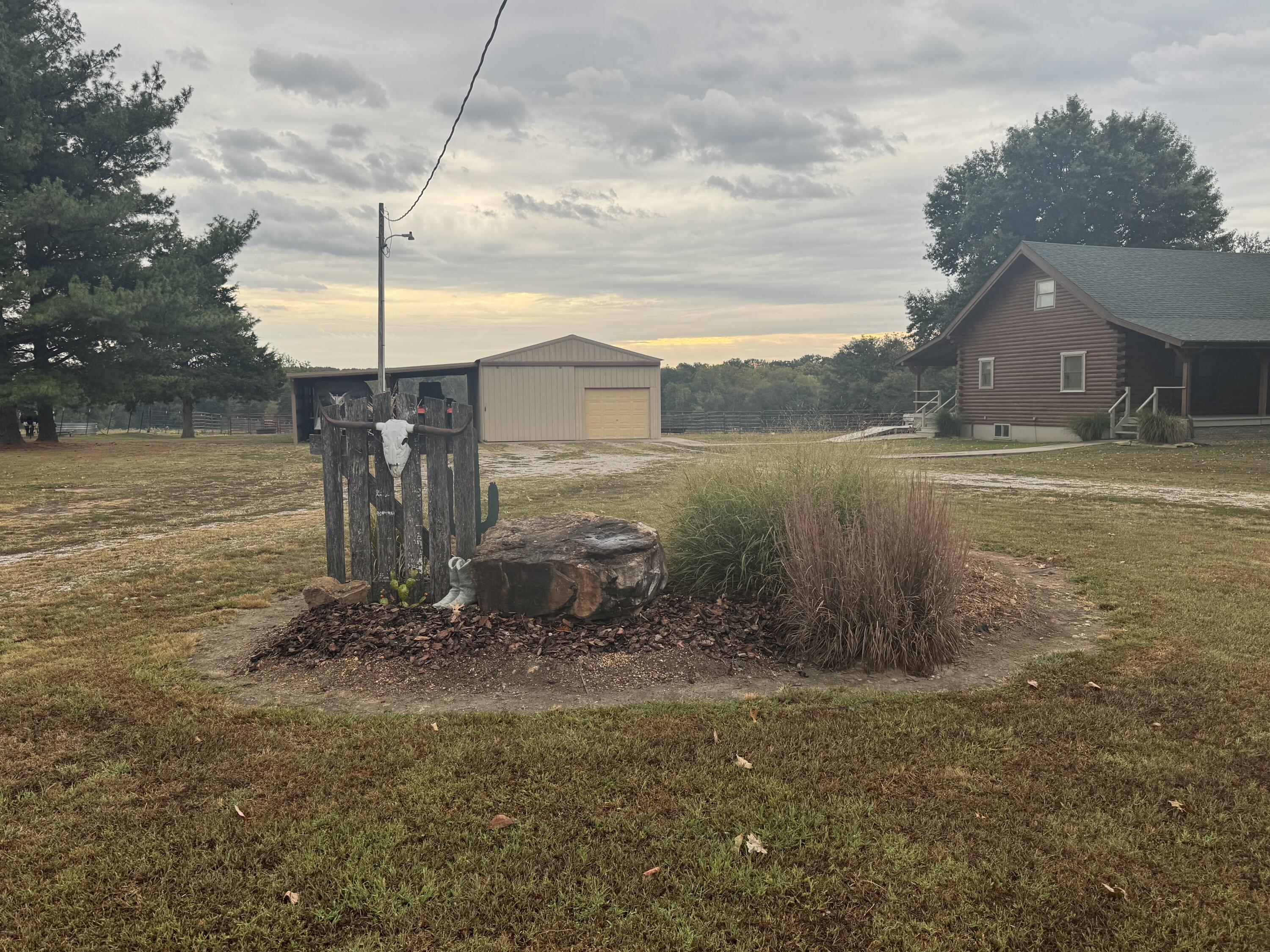 Home in Bolivar, MO 65613 — photo 3