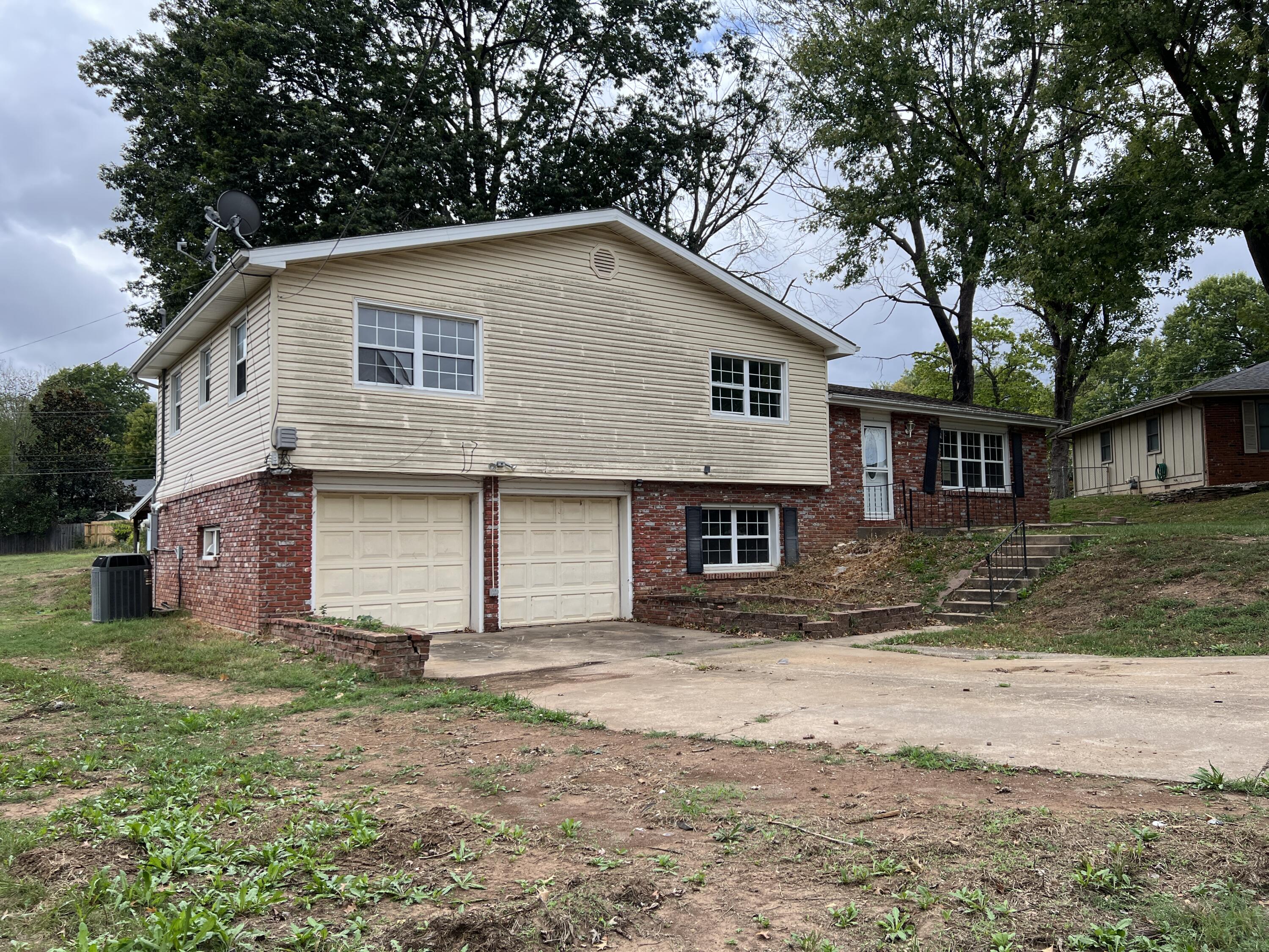 2918 E Clovis Circle, Springfield, MO 65804 — photo 2