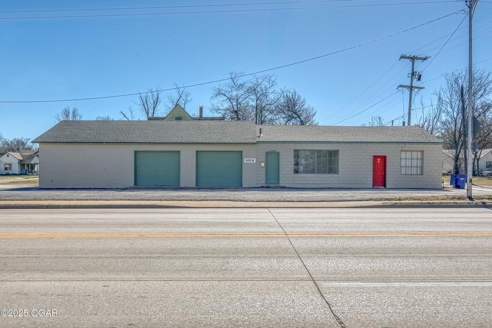 1014 W 7th Street — photo