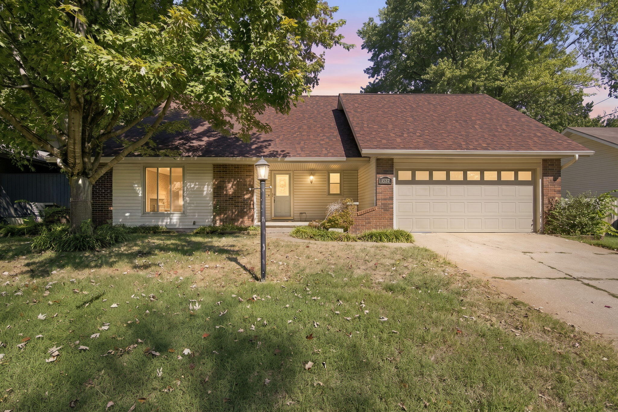 1537 E Price Street — photo
