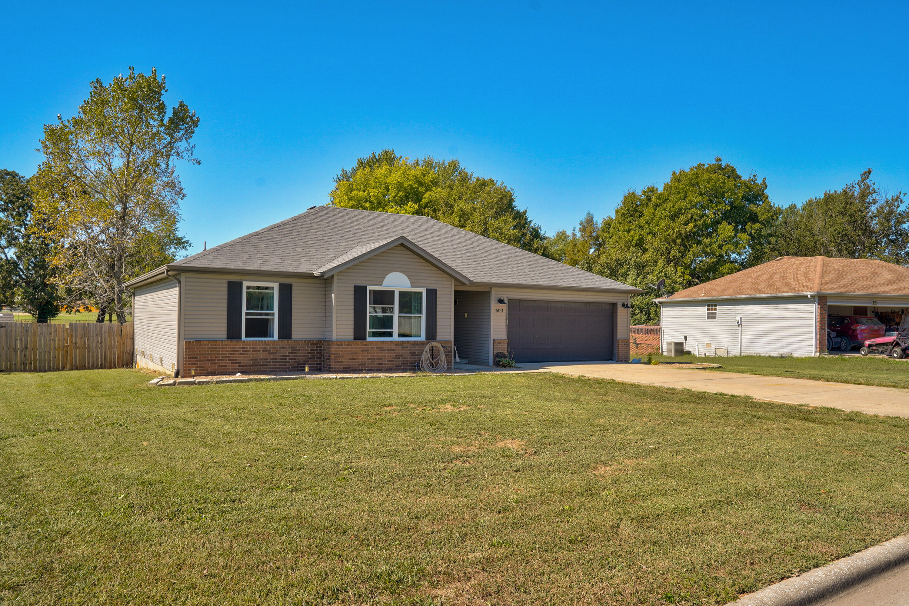 603 S Sunmeadow Drive — photo