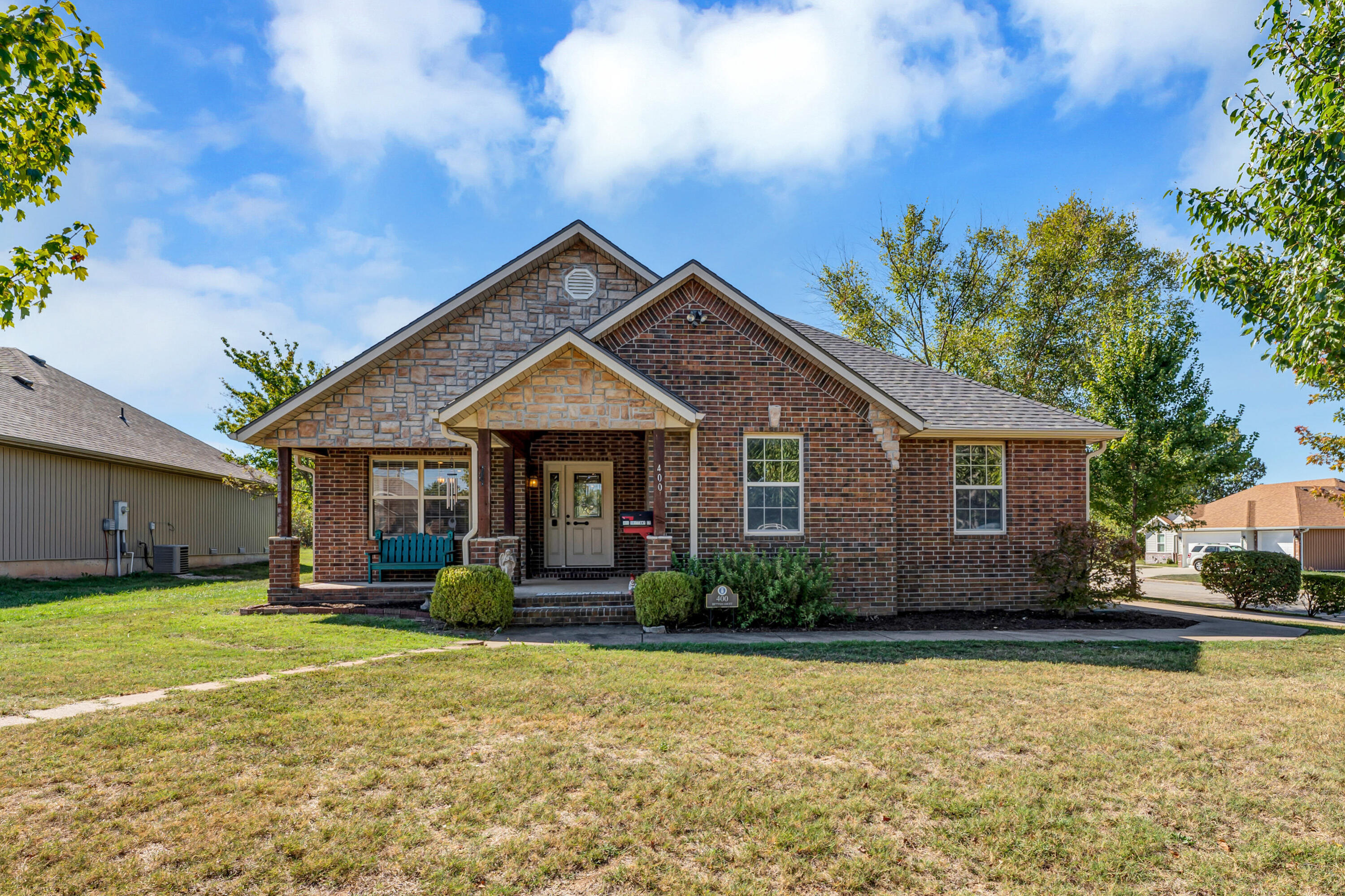 400 Brittany Court — photo