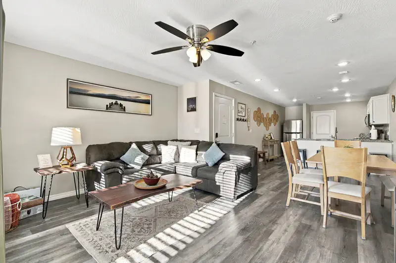 3111 S Vineyards Terrace Unit 1 — photo