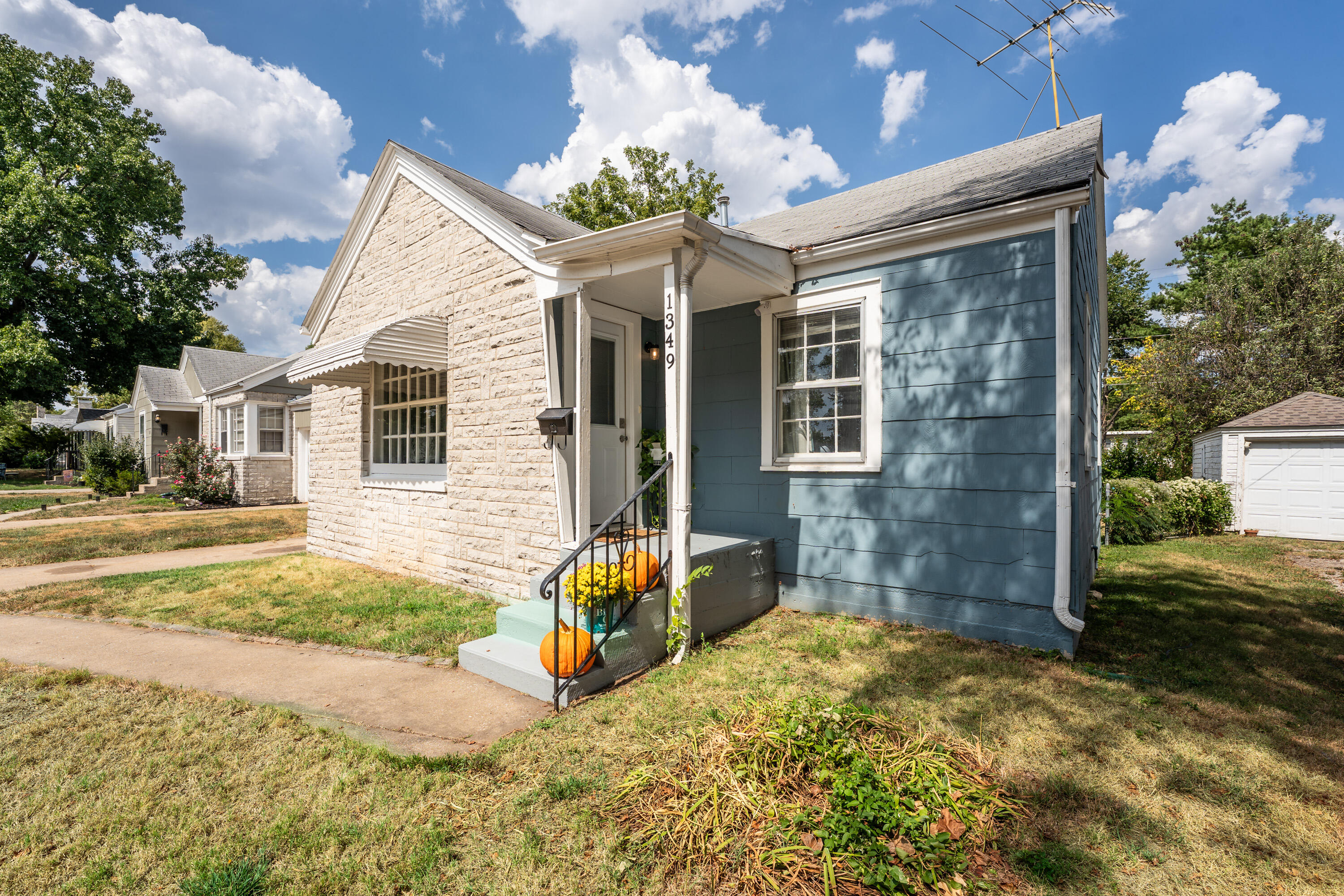 1349 E Stanford Street, Springfield, MO 65804 — photo 2