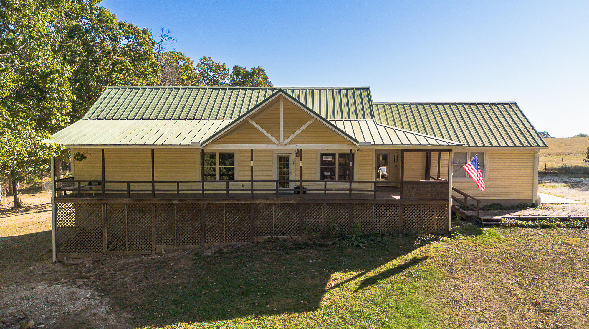 218 Brookside Drive — photo