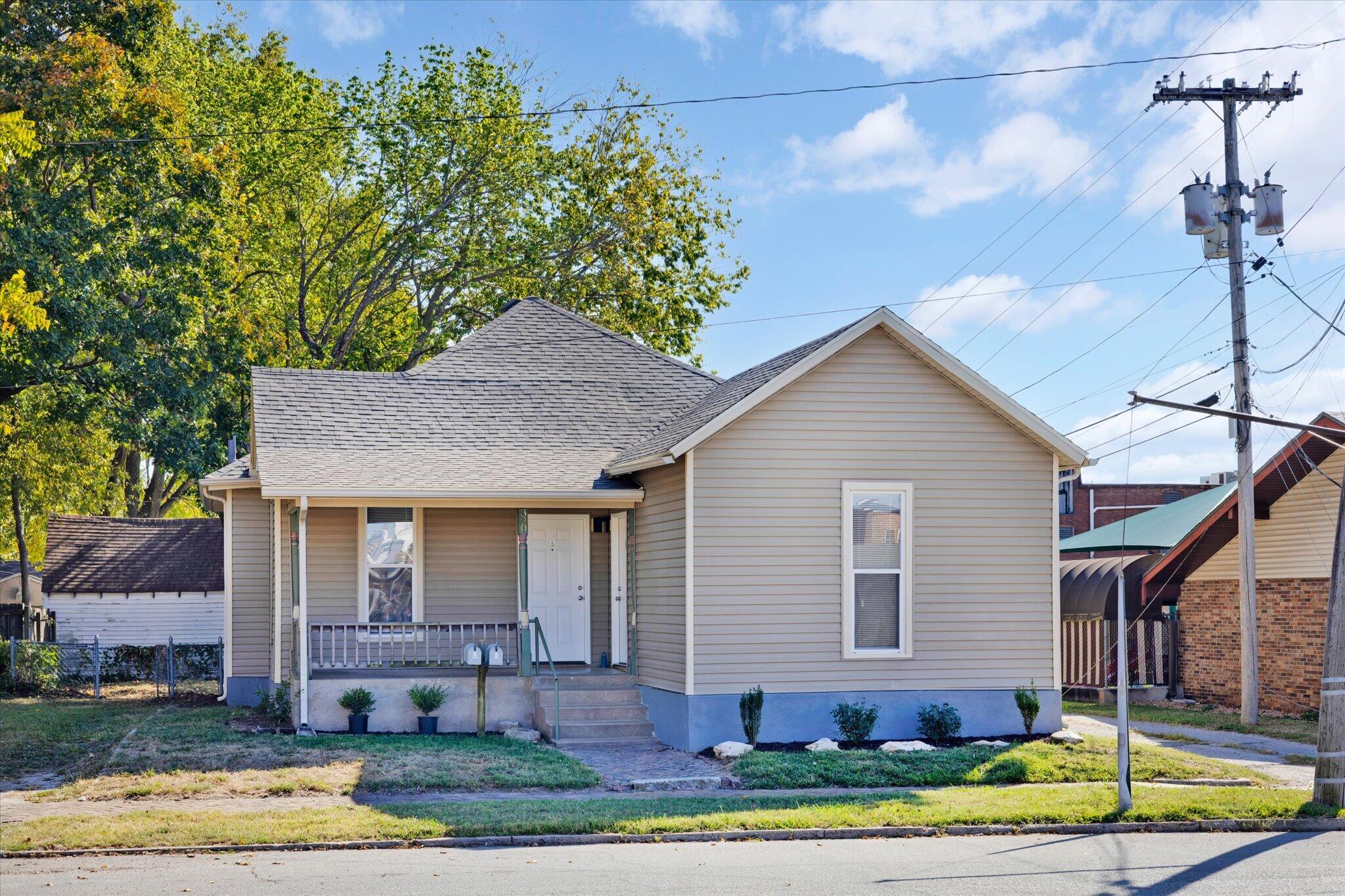 320 E Pacific Street, Springfield, MO 65803 — photo 3