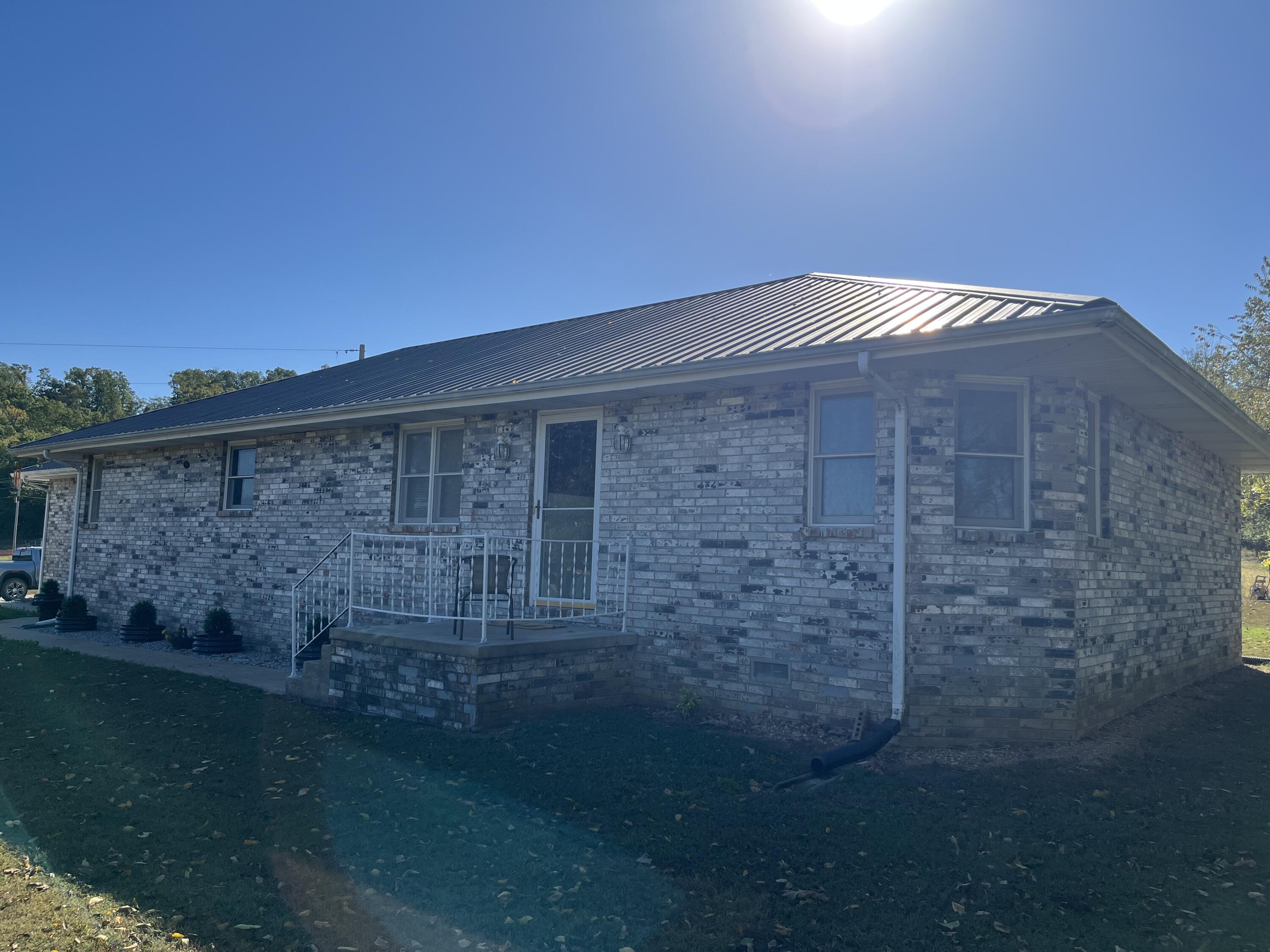 16224 Farm Road 1120 — photo