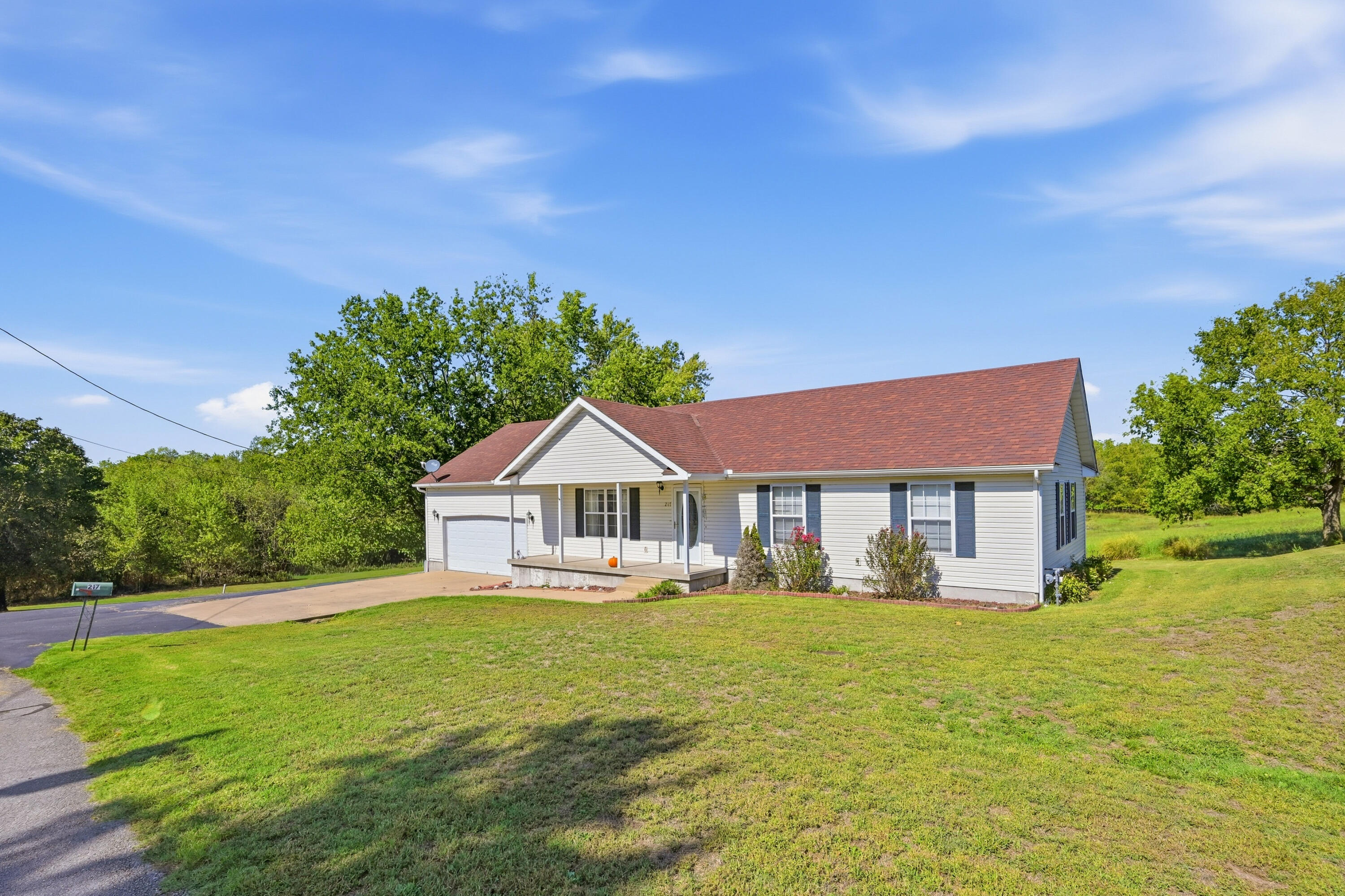 217 S Parkmor Drive — photo