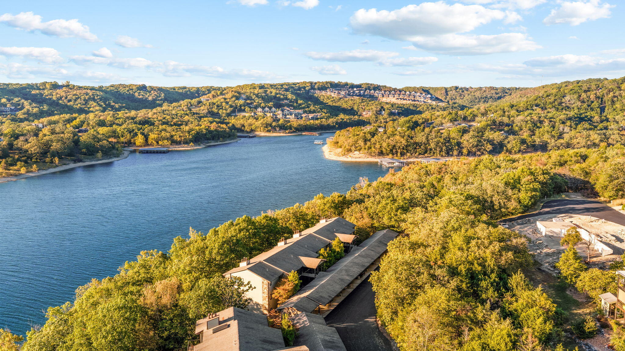 348 Sunset Cove Unit 421, Branson, MO 65616 — photo 3