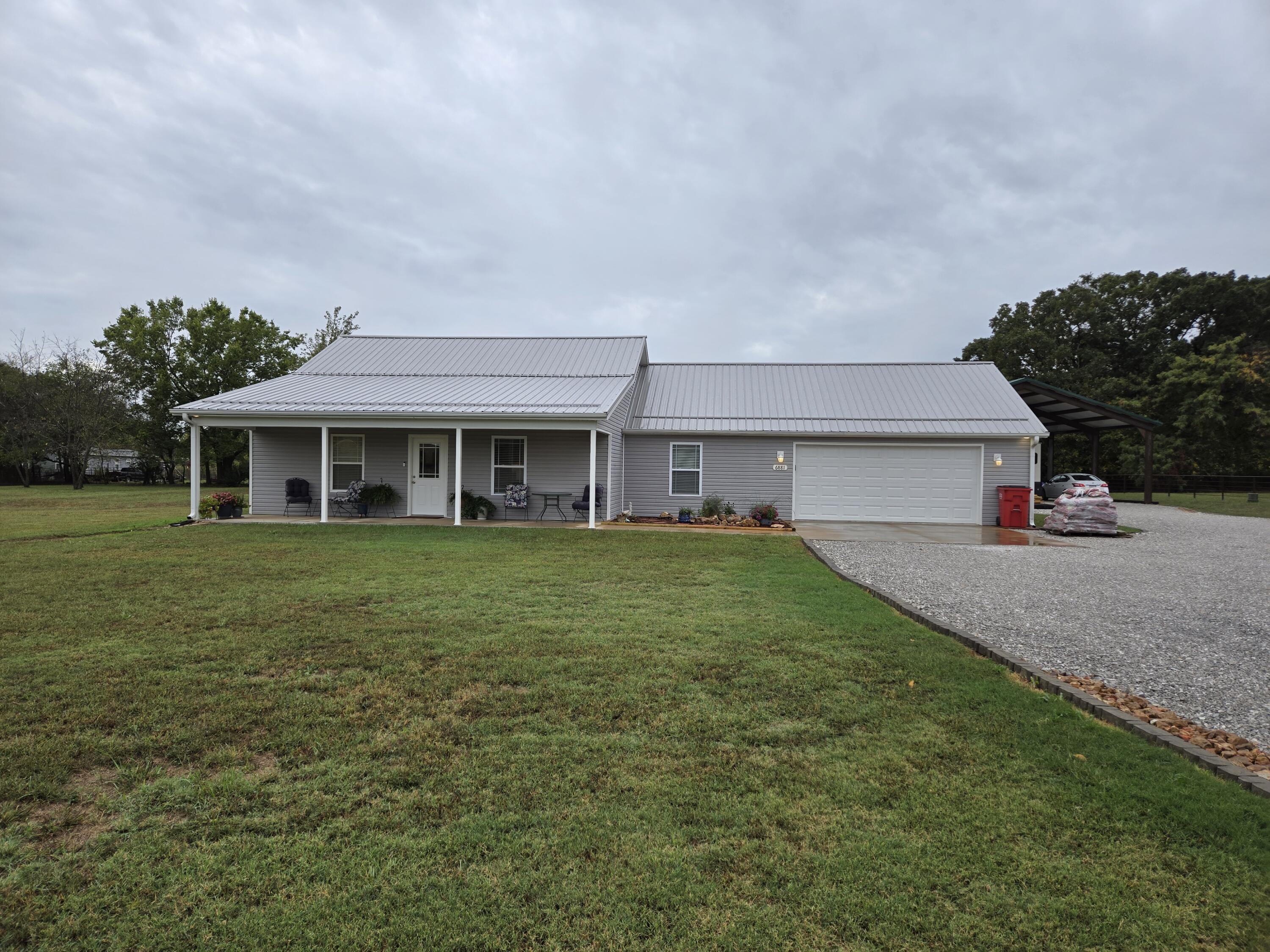 6881 Filly Lane — photo