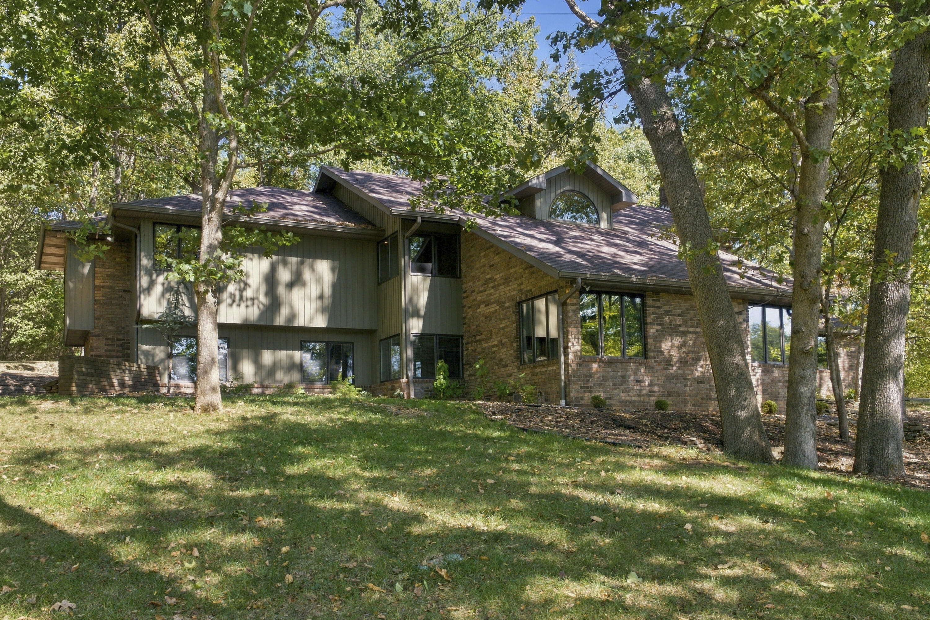 4915 E Royal Drive, Springfield, MO 65809 — photo 2