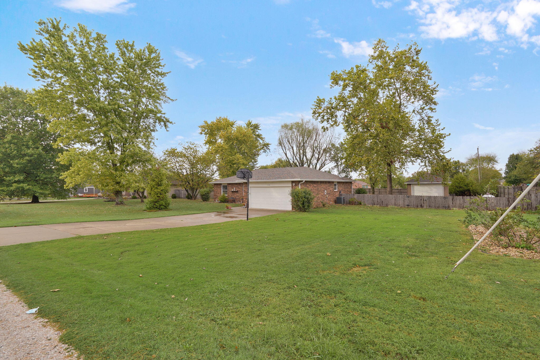 159 Rogers Drive, Sparta, MO 65753 — photo 2