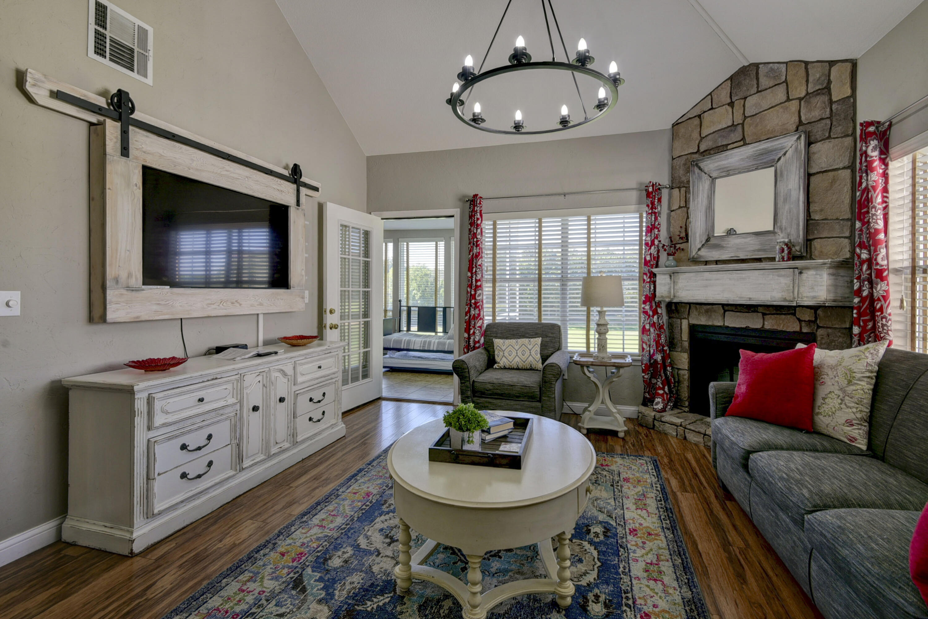 351 S Wildwood Drive Unit 6 — photo