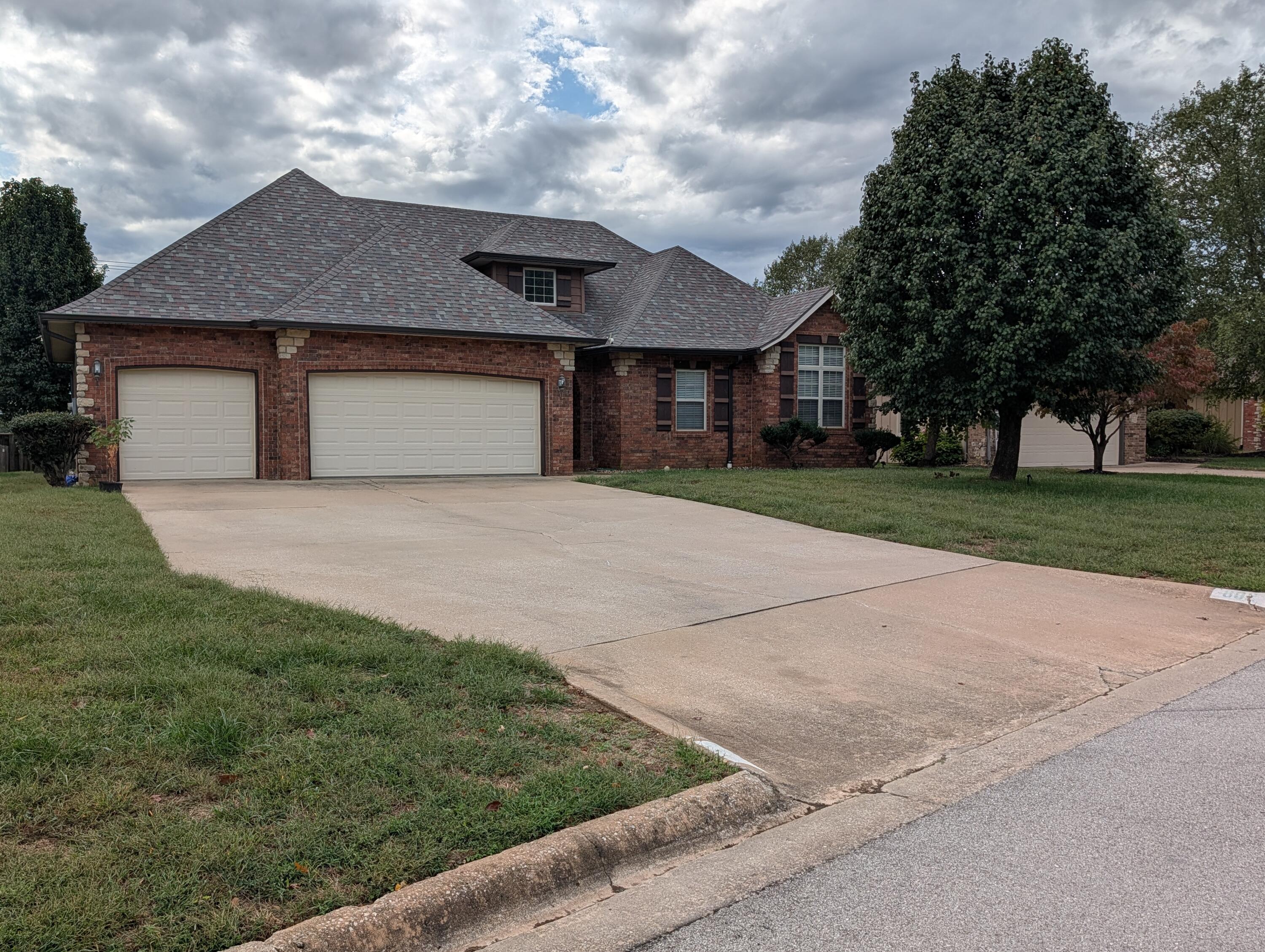 802 E Current Drive — photo