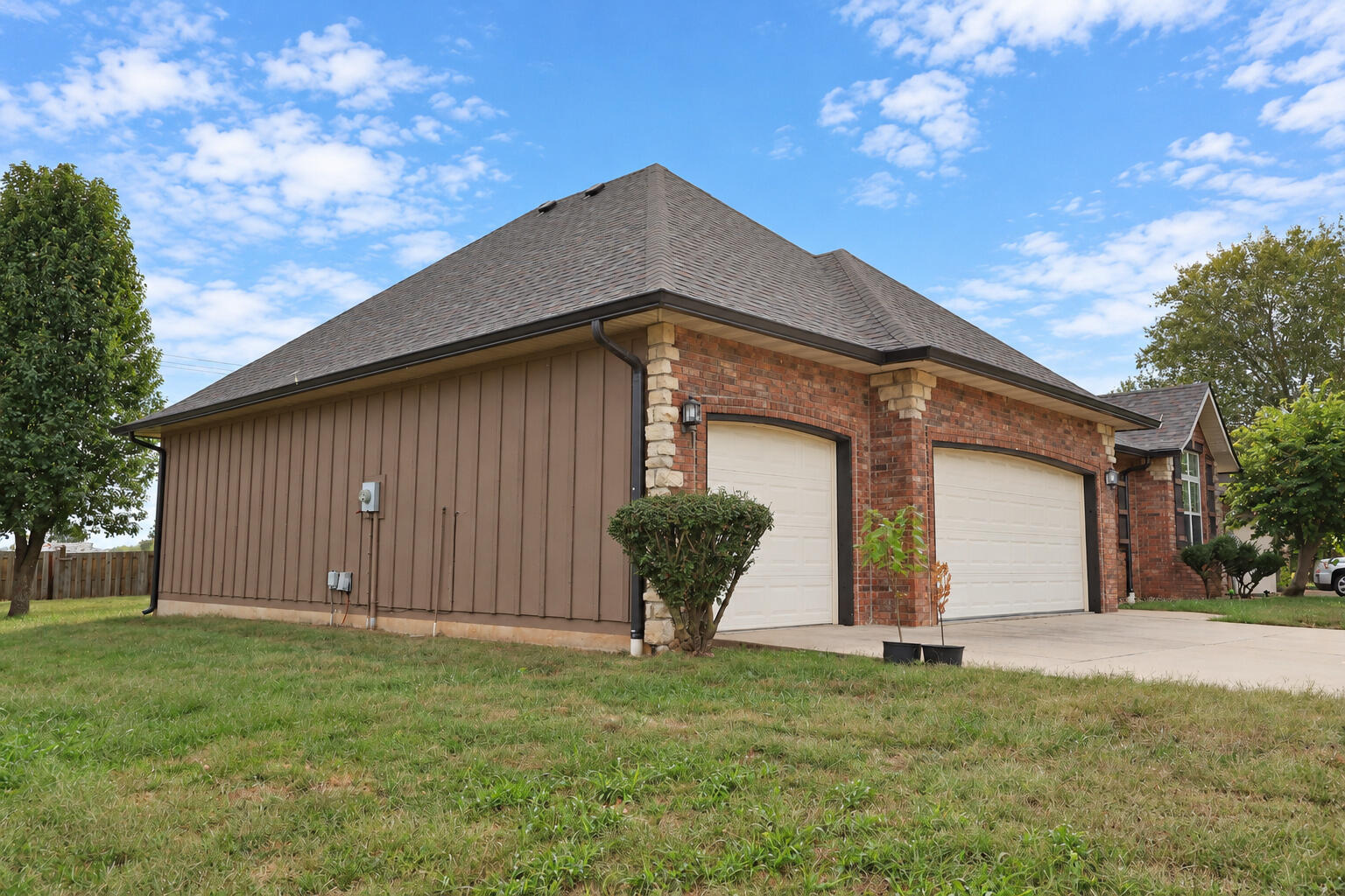 802 E Current Drive, Ozark, MO 65721 — photo 2