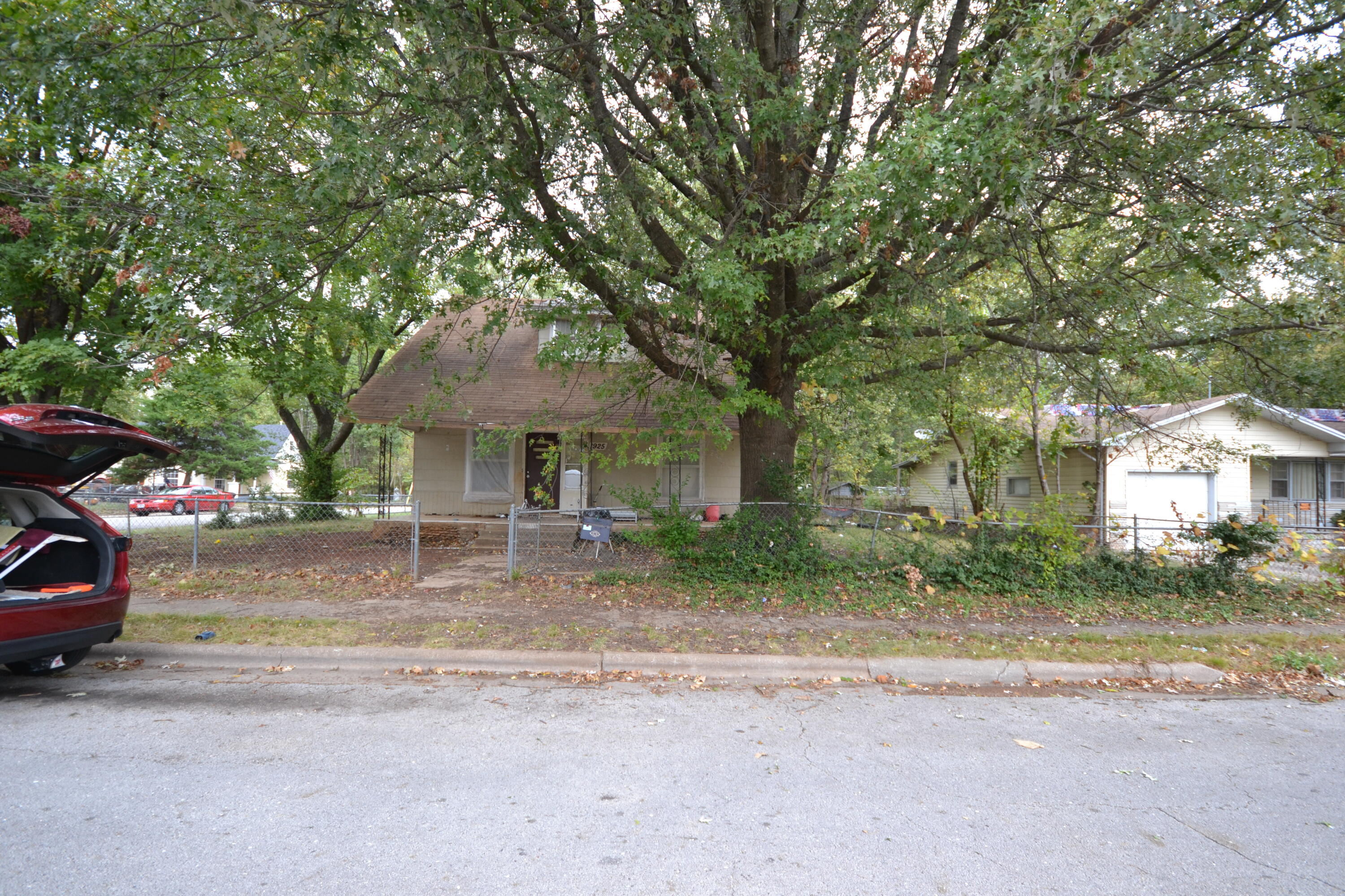 1925 W Lee Street, Springfield, MO 65803 — photo 3