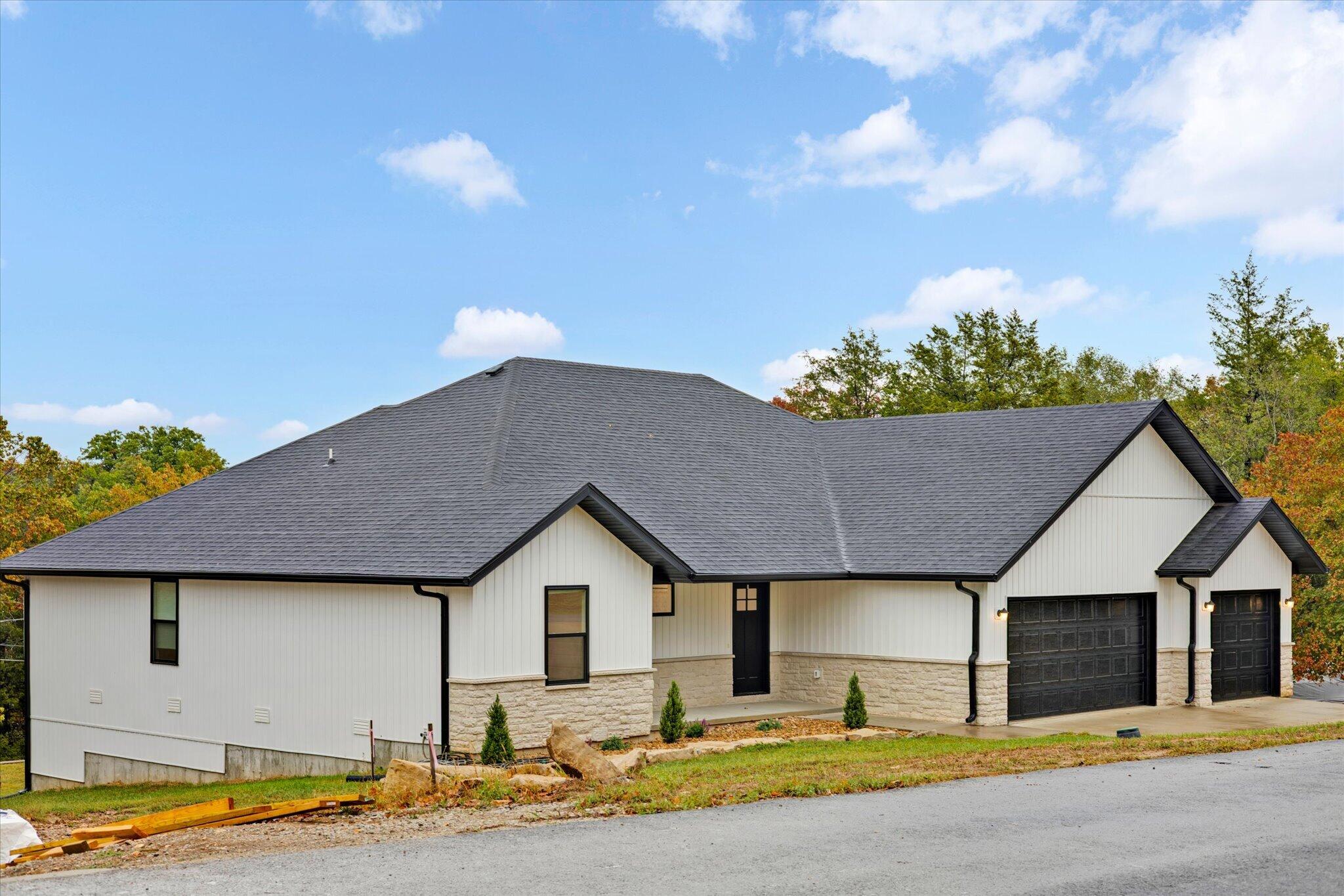 123 Pinewood Drive, Reeds Spring, MO 65737 — photo 3