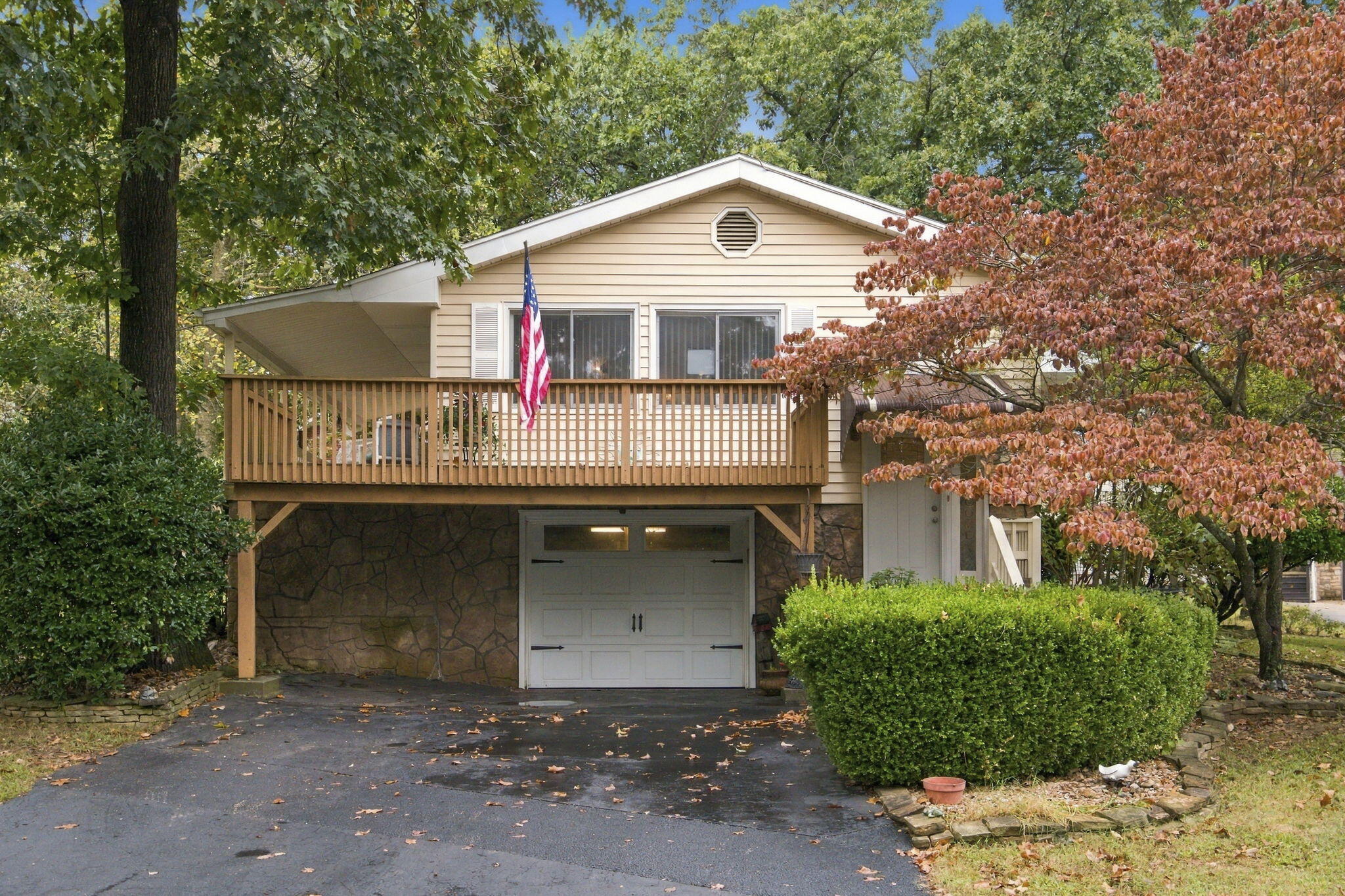 207 N Walnut Street — photo