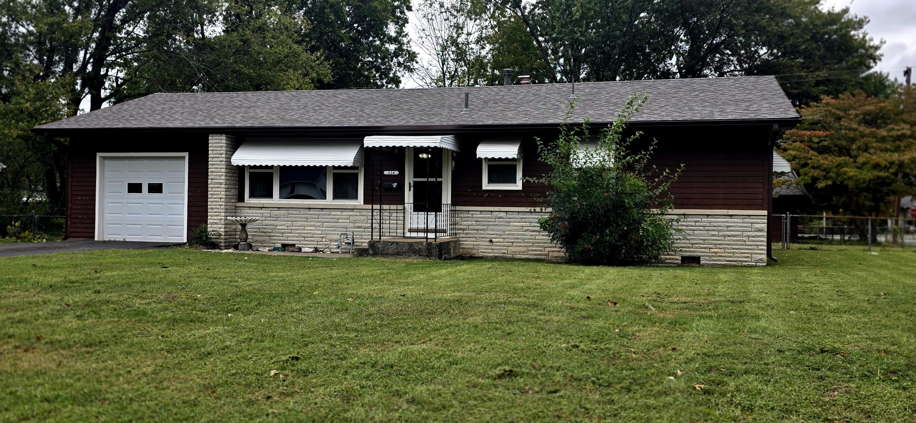 224 S Forest Lane — photo