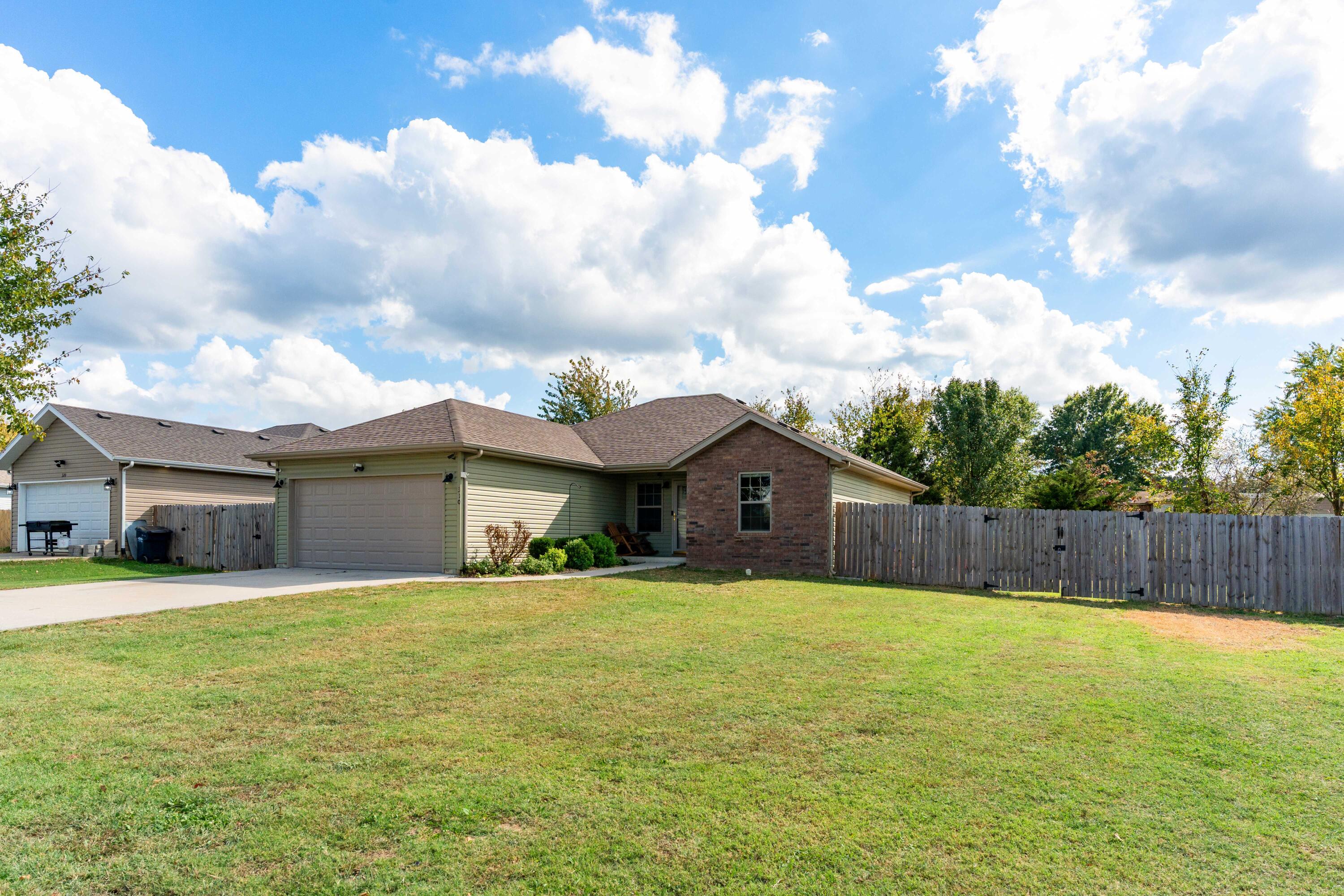 300 Towne Loop, Marshfield, MO 65706 — photo 3