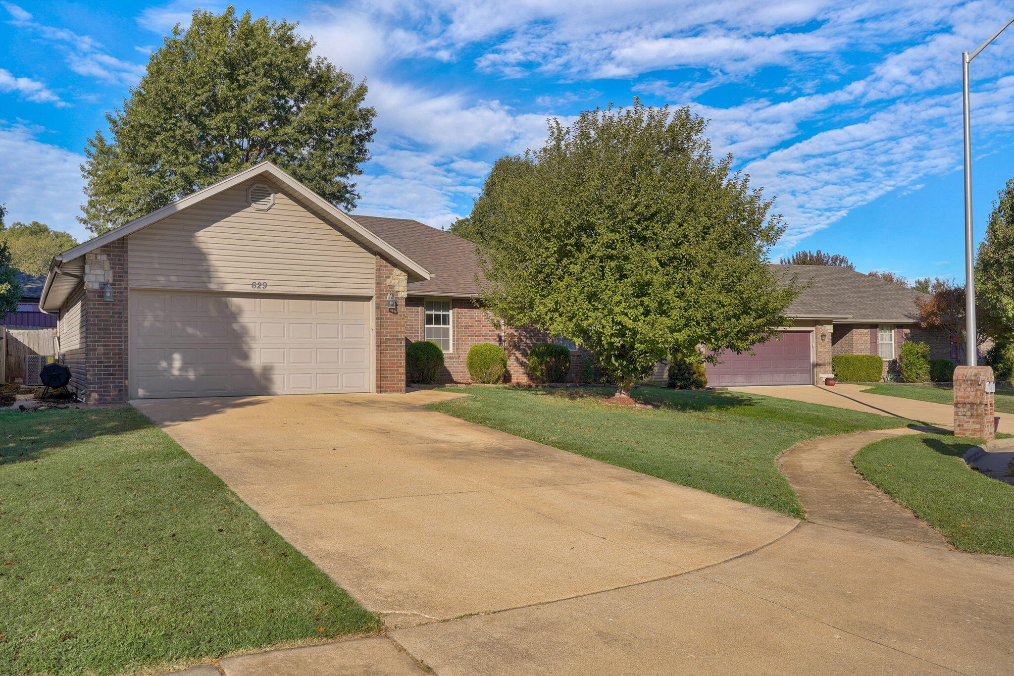Home in Springfield, MO 65802 — photo 2
