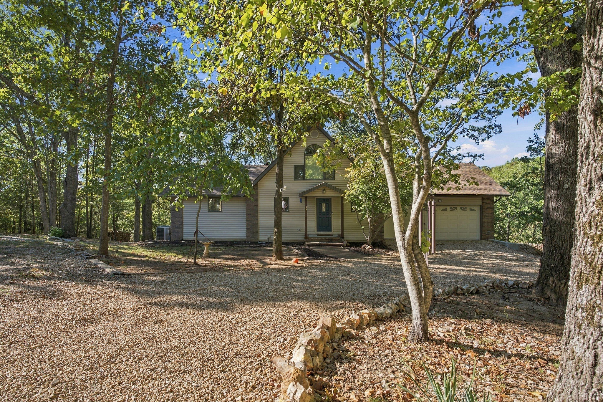 594 Springview Drive — photo