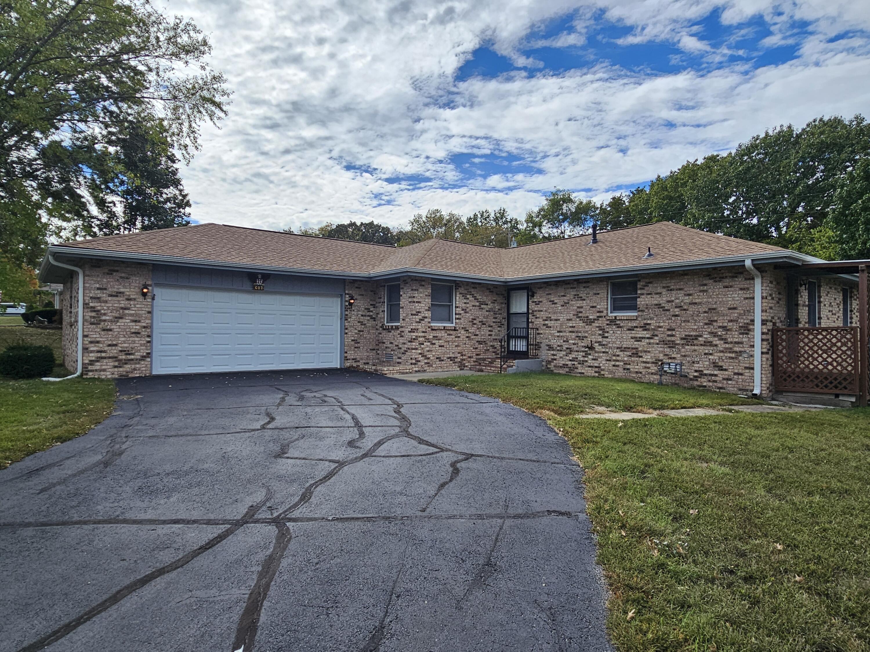 607 Terrace Drive — photo