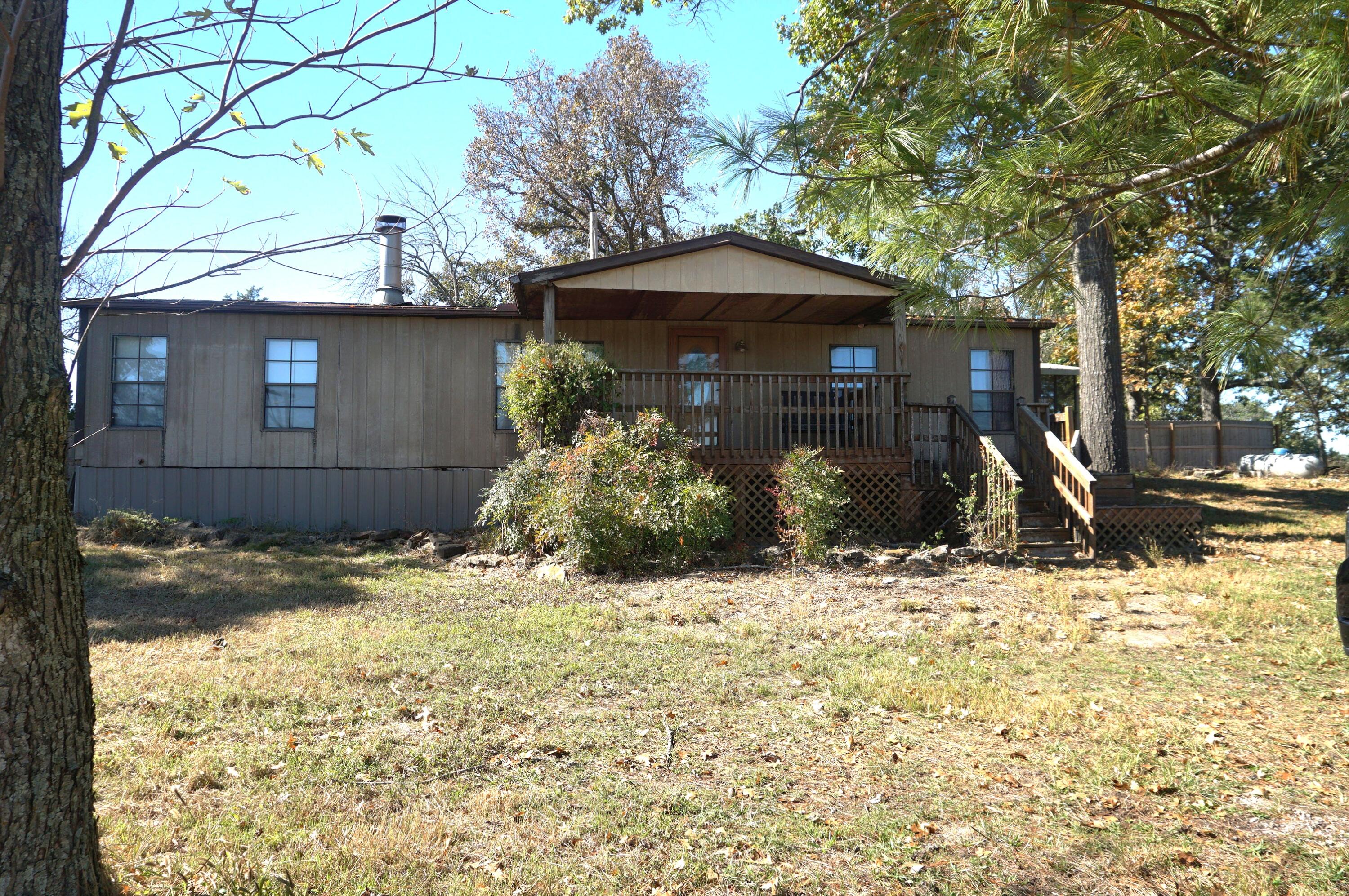 691 Showplace Gateway — photo