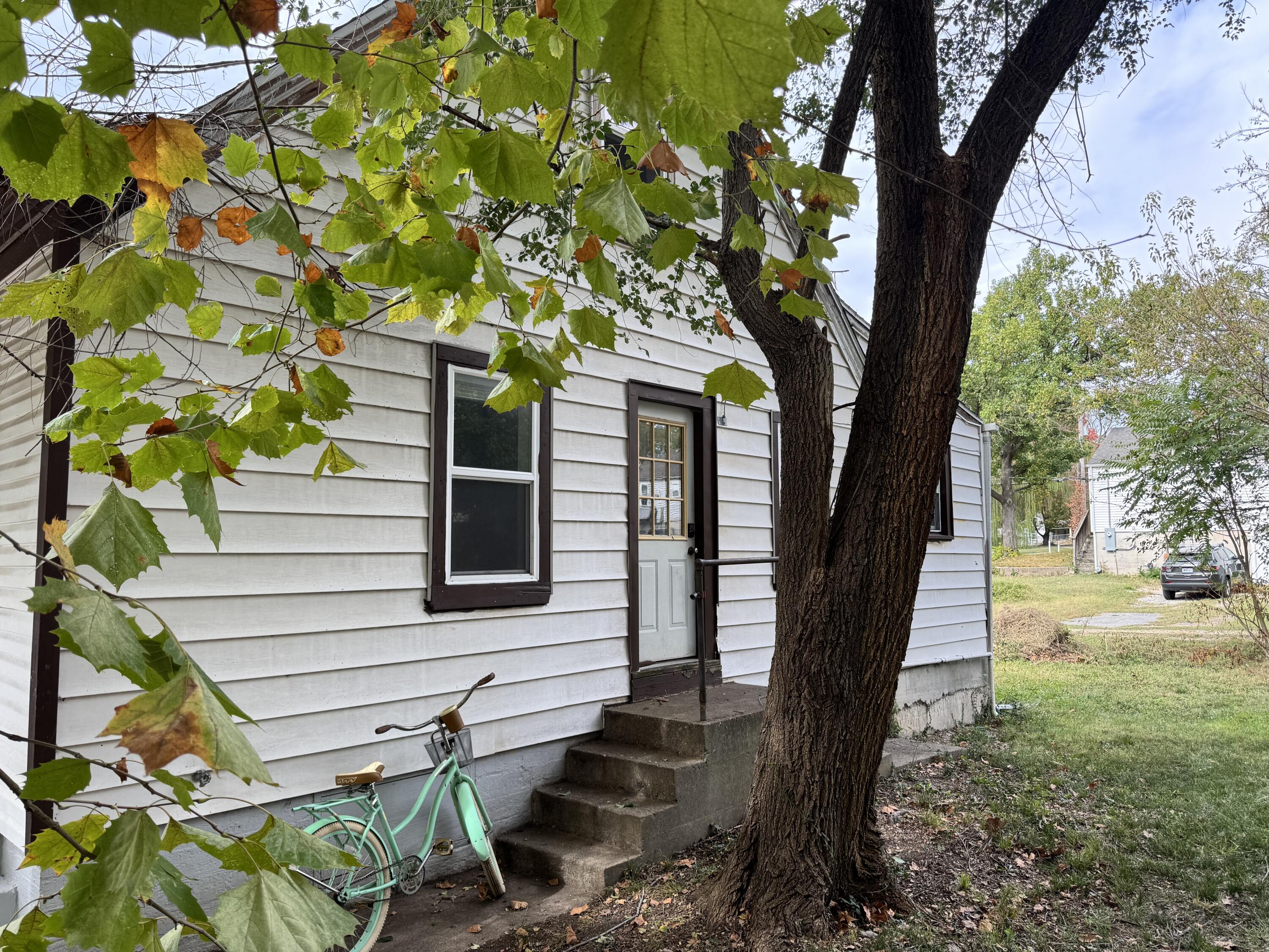 701 E Boyer Street, Springfield, MO 65803 — photo 3