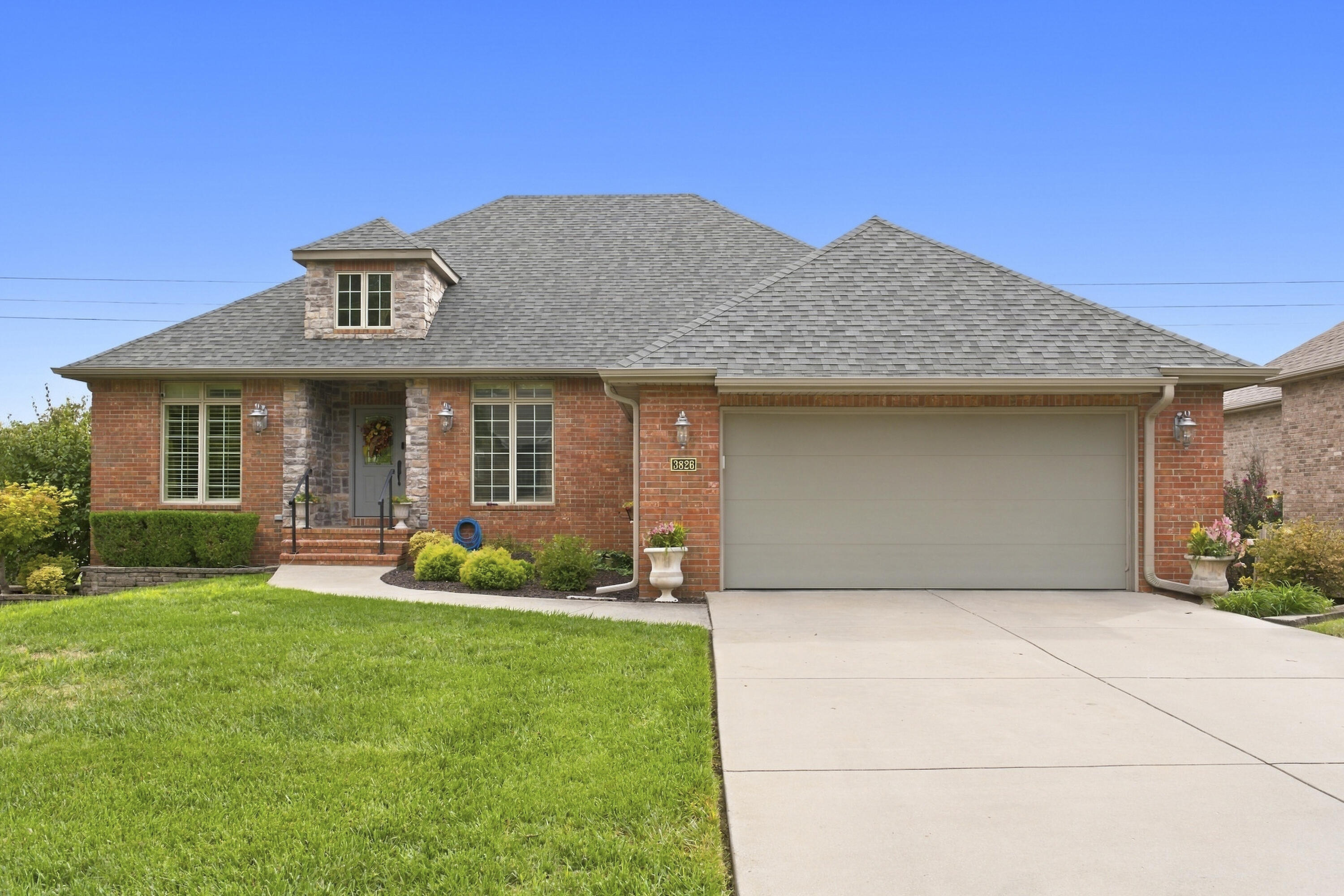 3826 E Fox Grape Road, Springfield, MO 65809 — photo 2