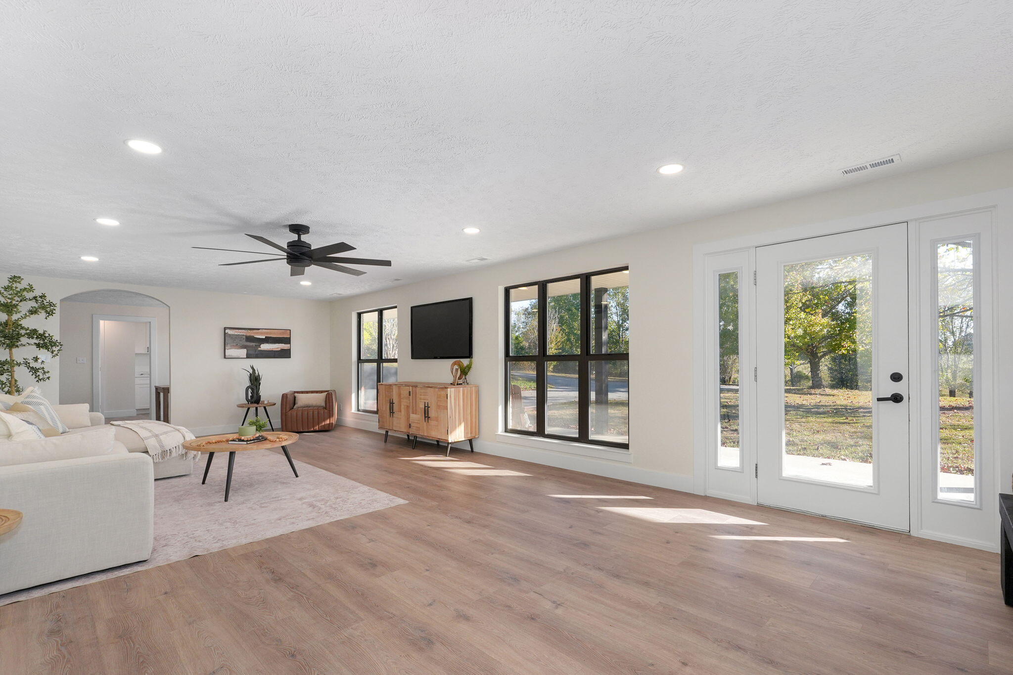 Home in Ozark, MO 65721 — photo 3