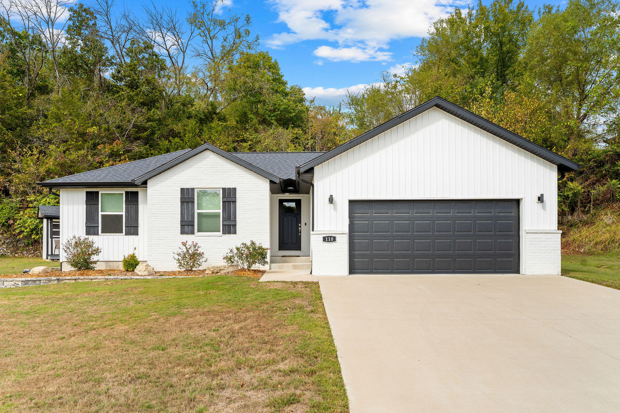 110 Sunrise Villa Drive — photo