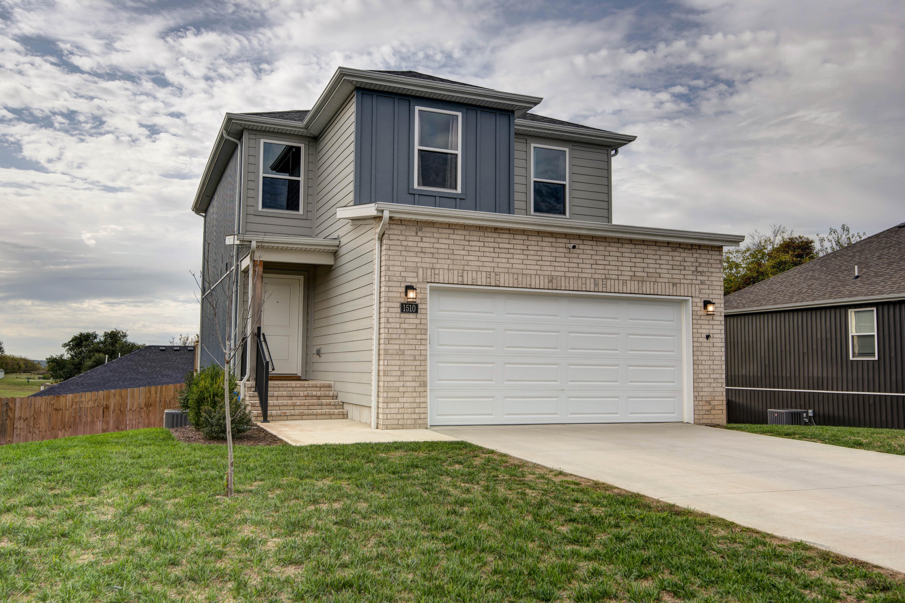 1510 E Macon Street — photo