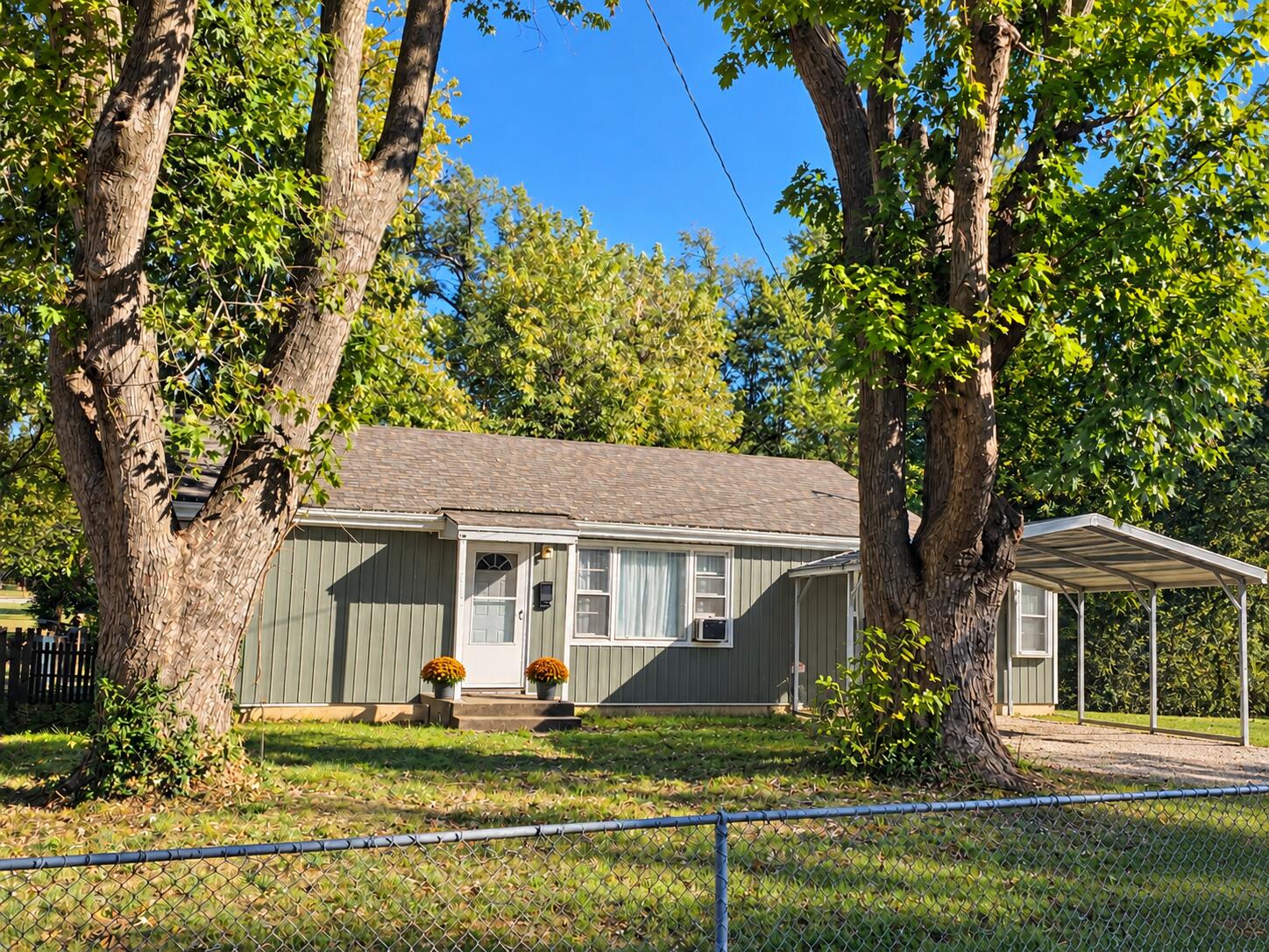 2951 W Harrison Street — photo