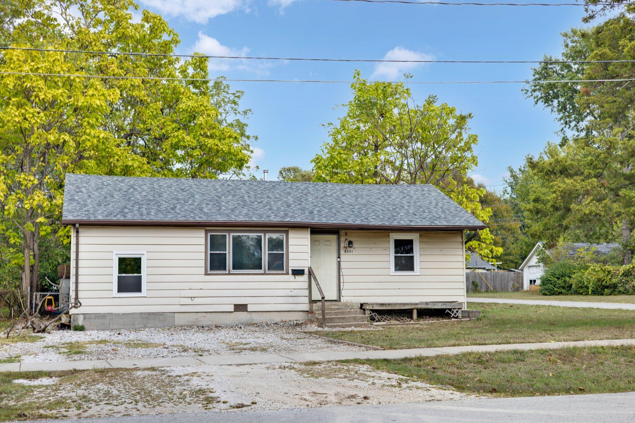2001 W Scott Street, Springfield, MO 65802 — photo 3