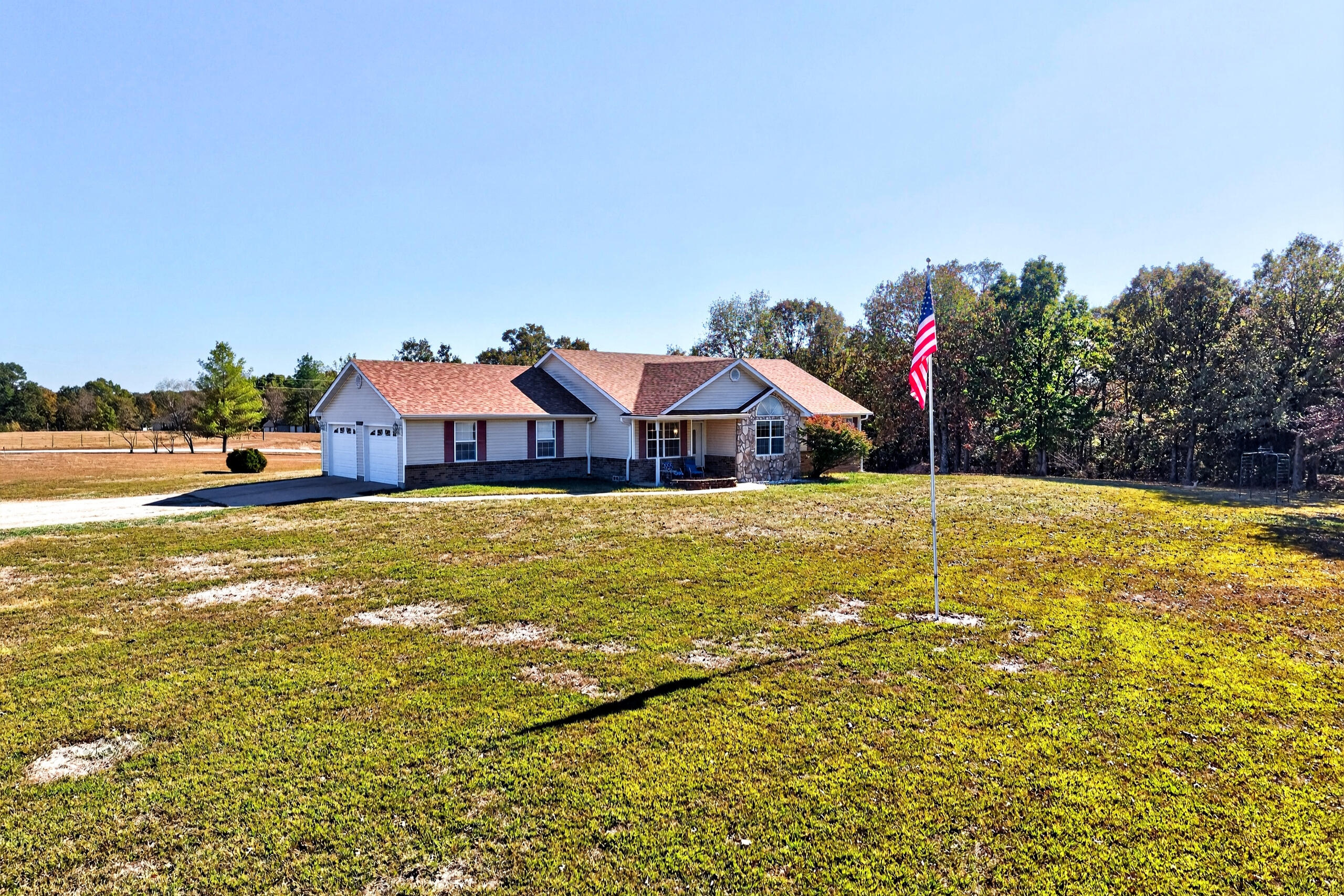 25350 Hideaway Lane — photo
