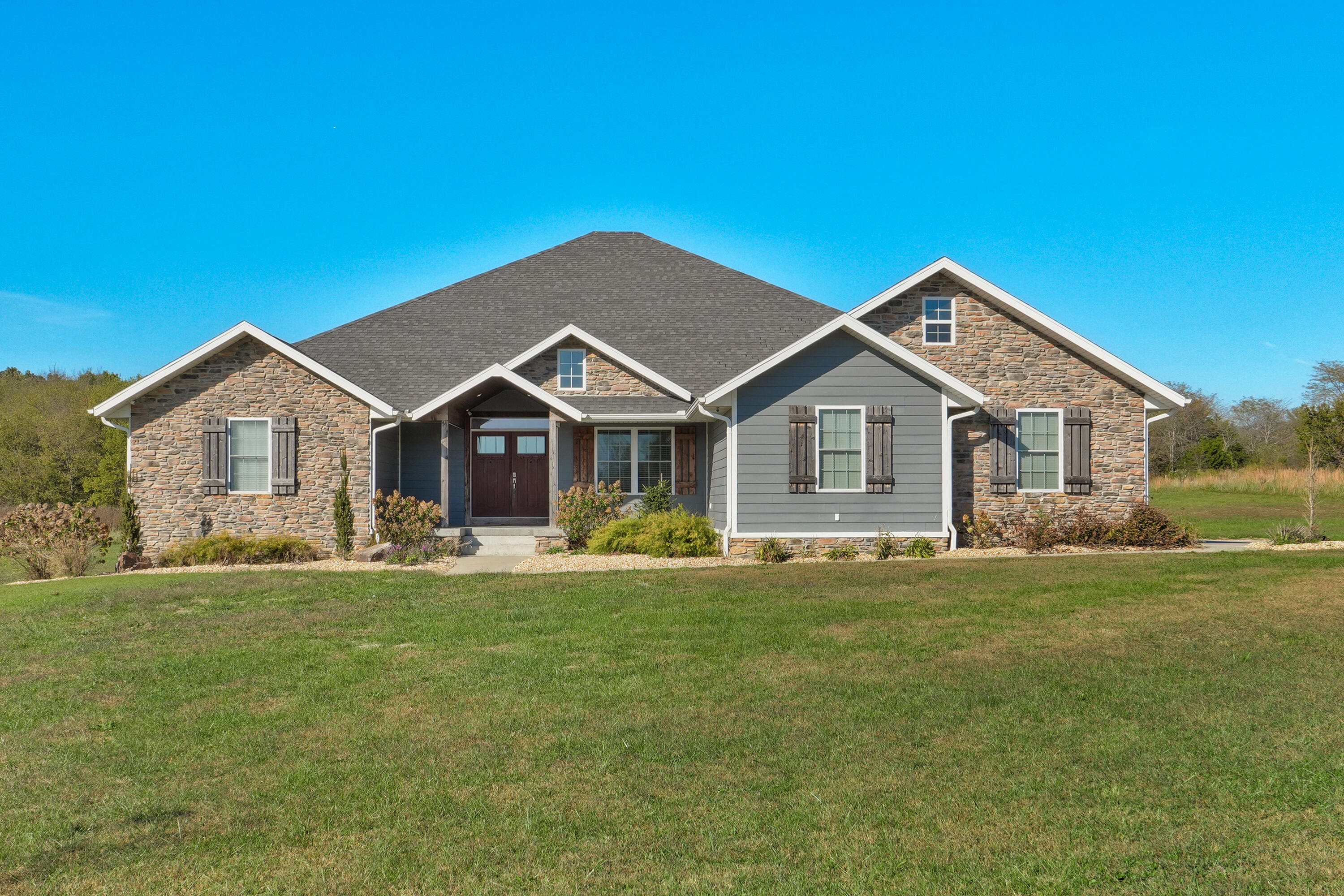 681 Headwaters Drive — photo