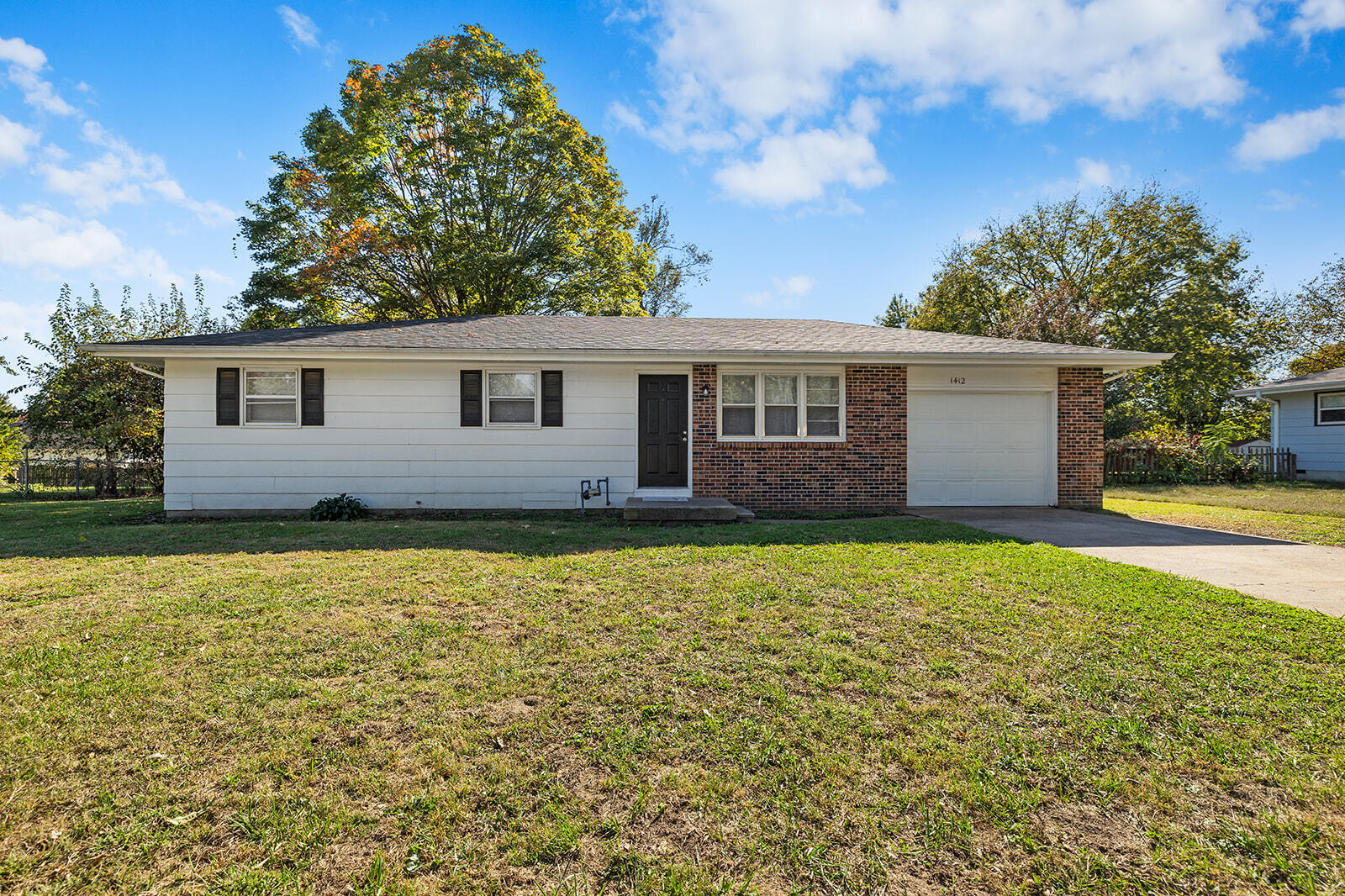 1412 E Rosewood Street — photo
