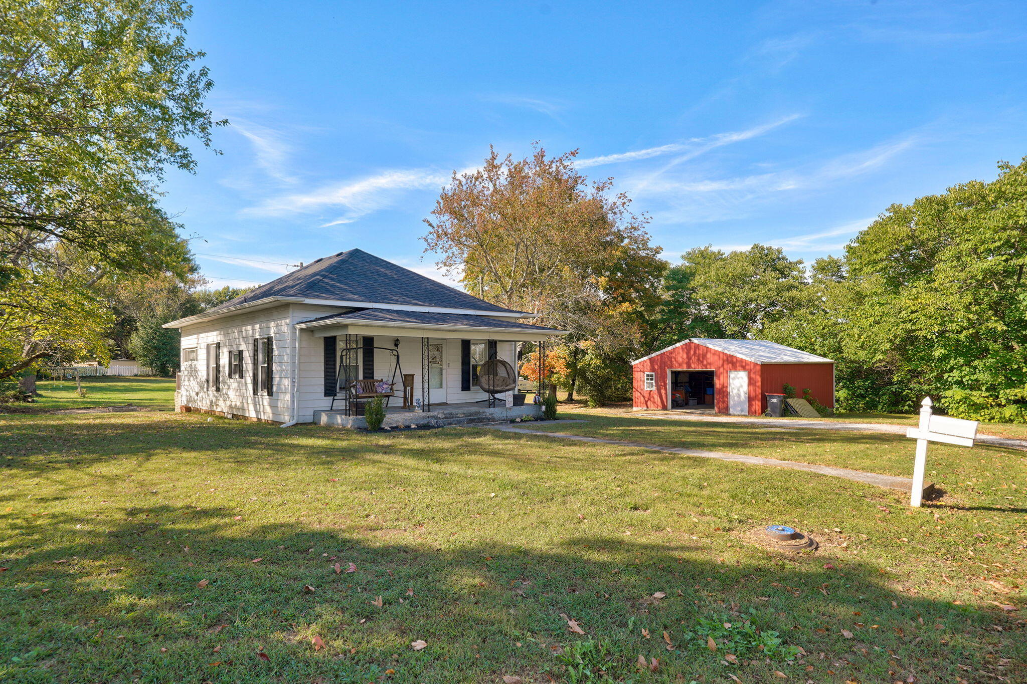 507 Willard Avenue, Clever, MO 65631 — photo 2