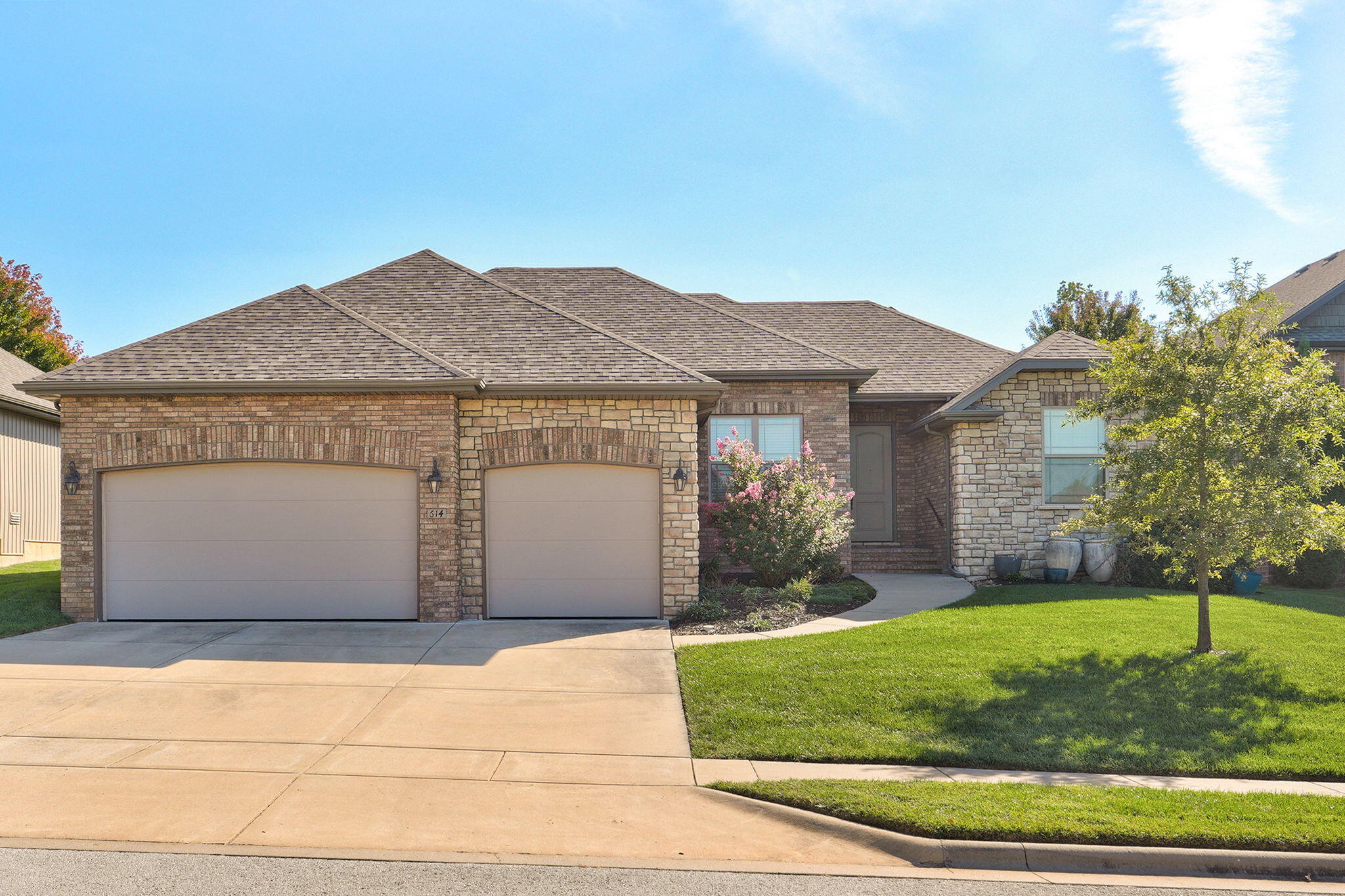 614 N Galileo Drive — photo