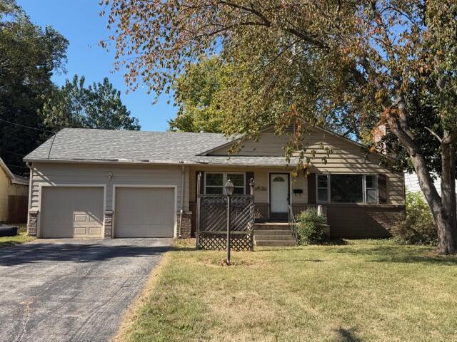 2223 S Clay Avenue — photo