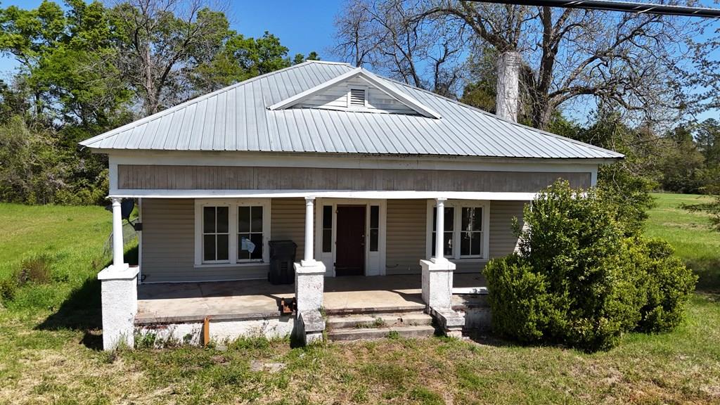 356 E Pine St. — photo