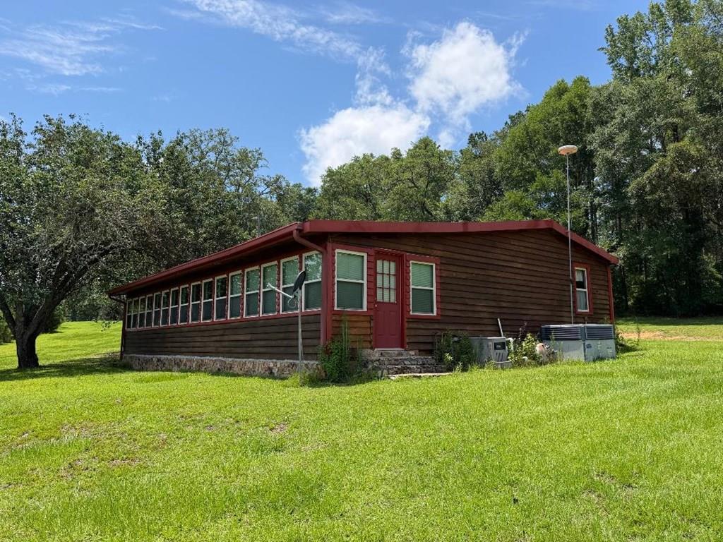 275 Lewis Lane — photo