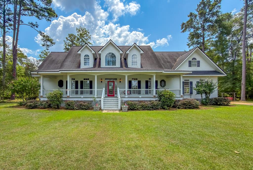 501 River Oaks Drive — photo