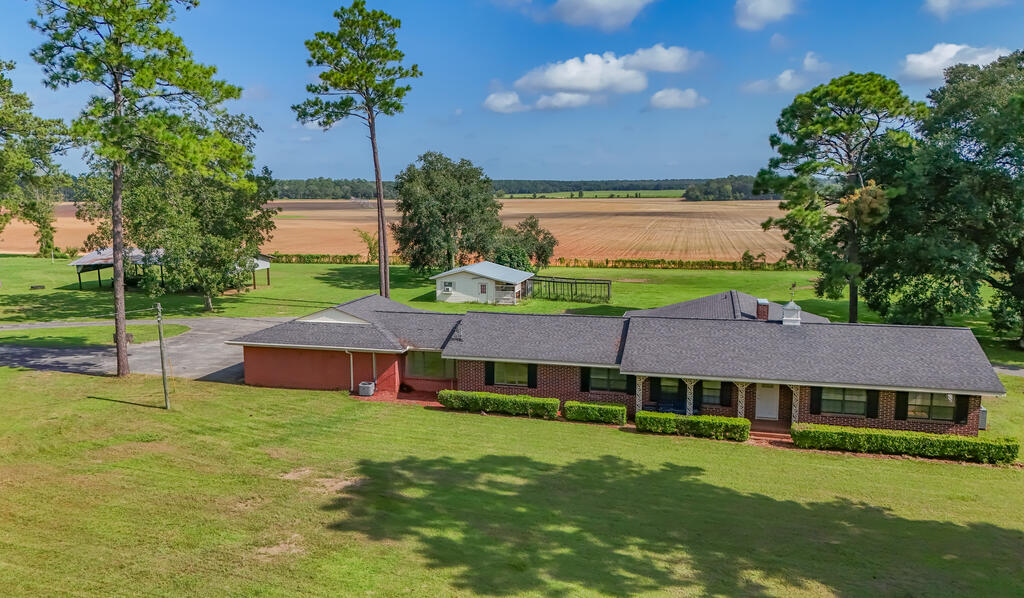 3339 Old Whigham Road — photo