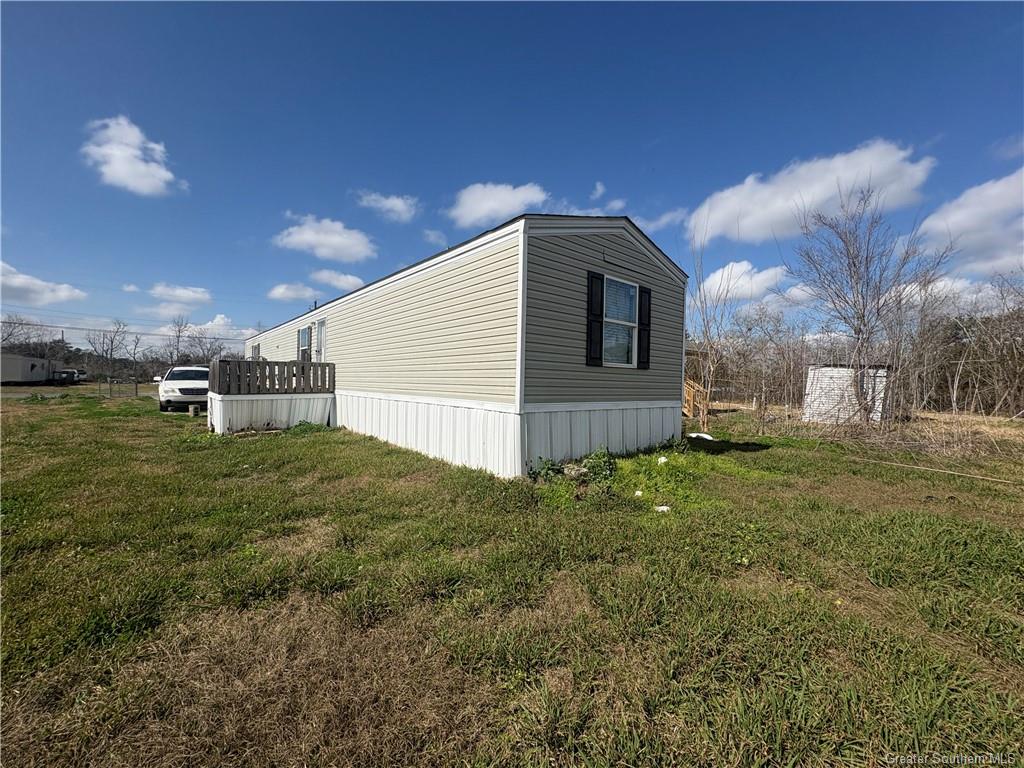302 Decker Street — photo