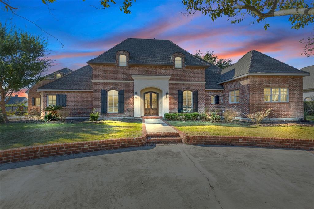 308 Oakley Drive — photo