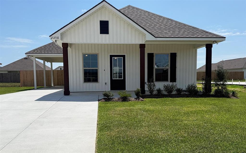 2358 Strickland Court — photo